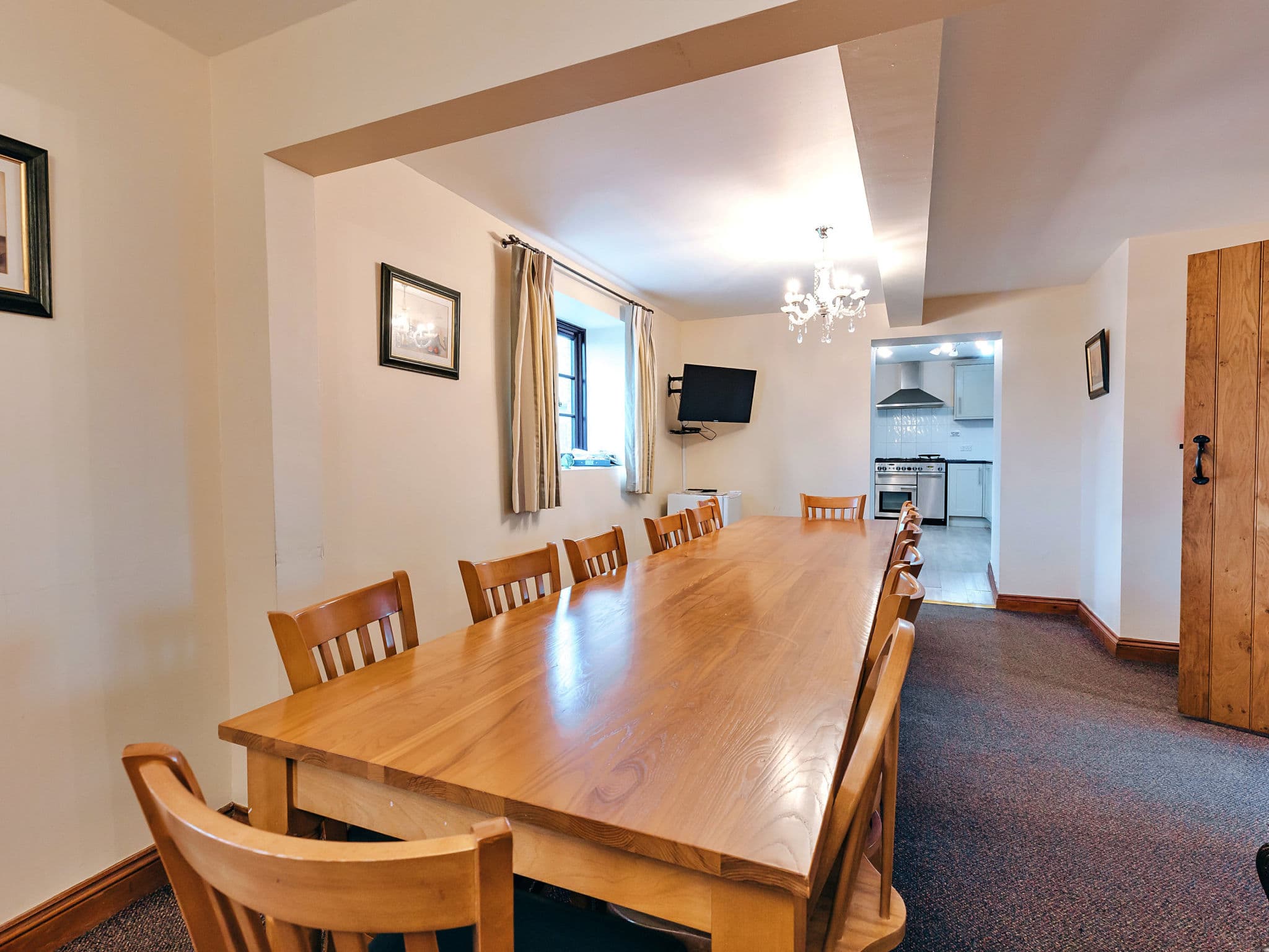 Kitchen / Dining Room