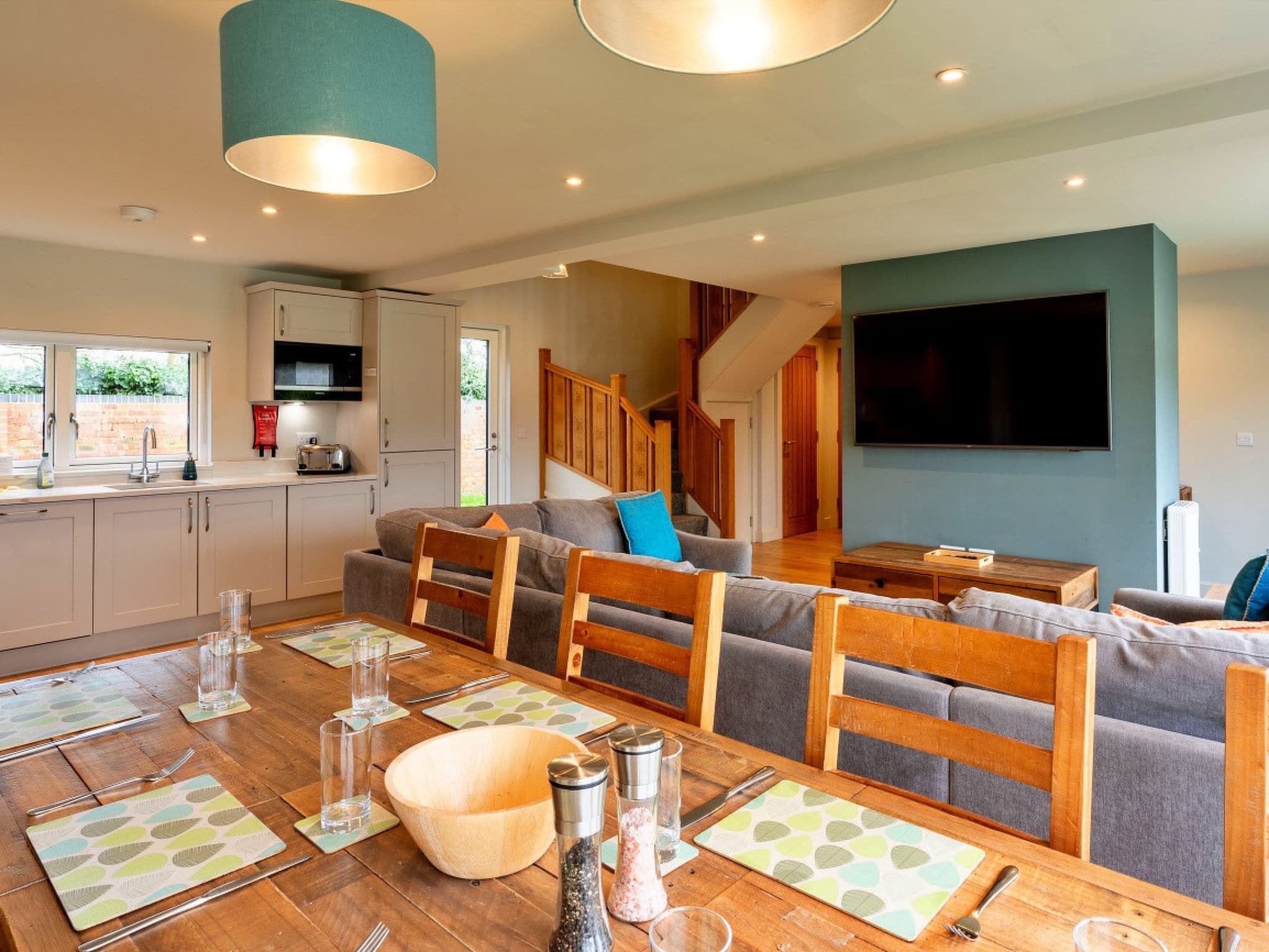 Kitchen / Dining Room