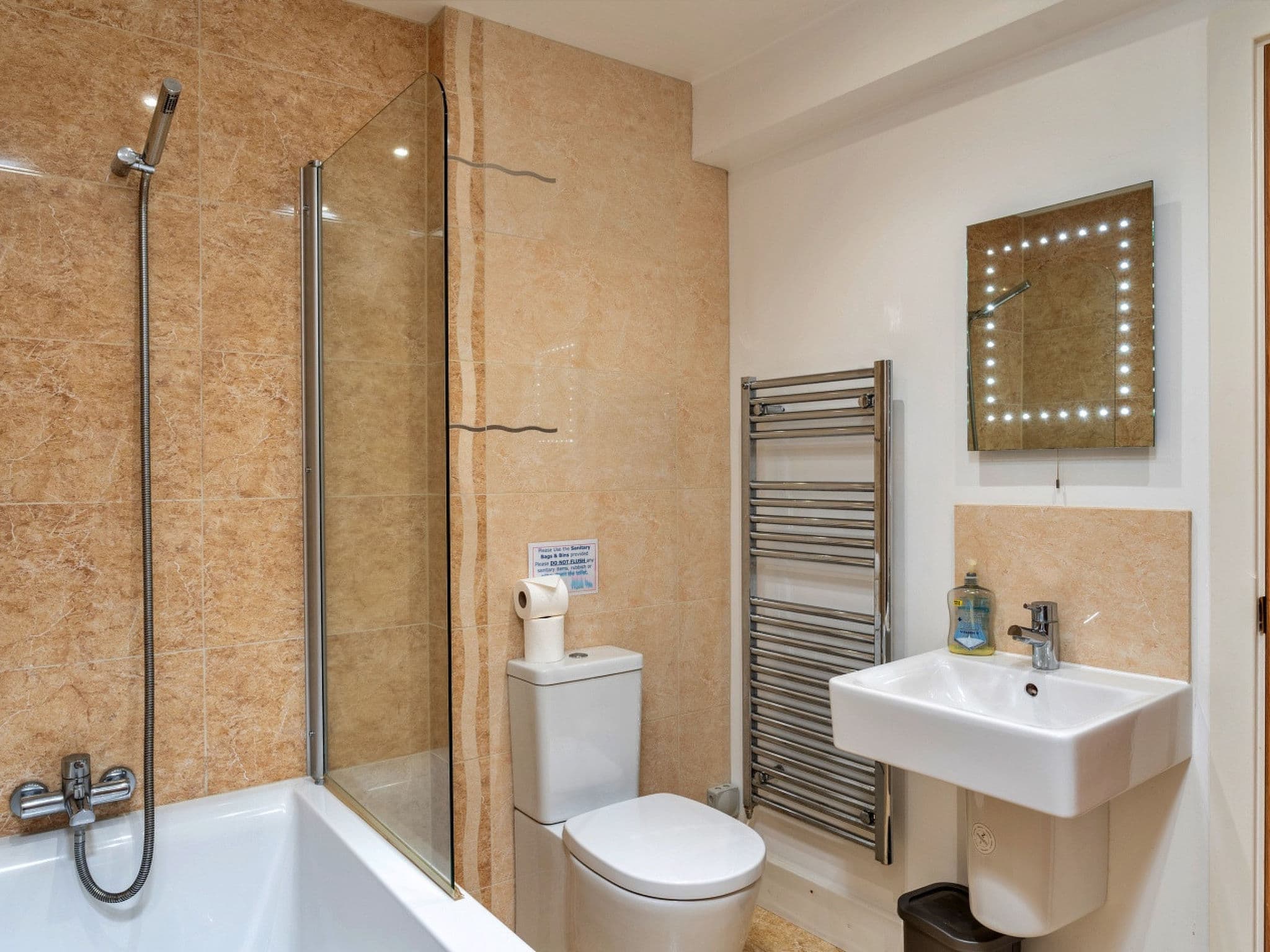 Bathroom / Wellness
