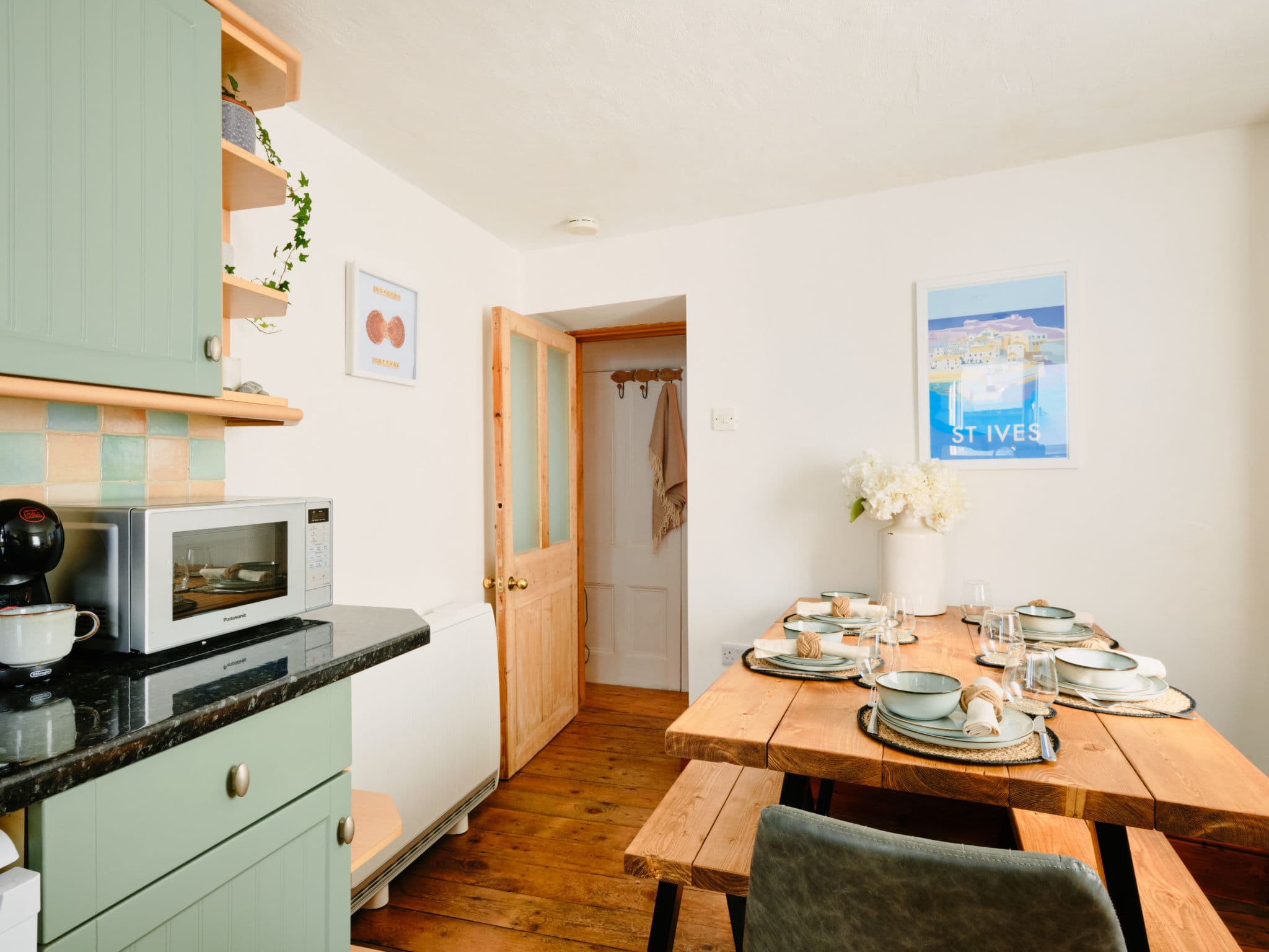 Kitchen / Dining Room
