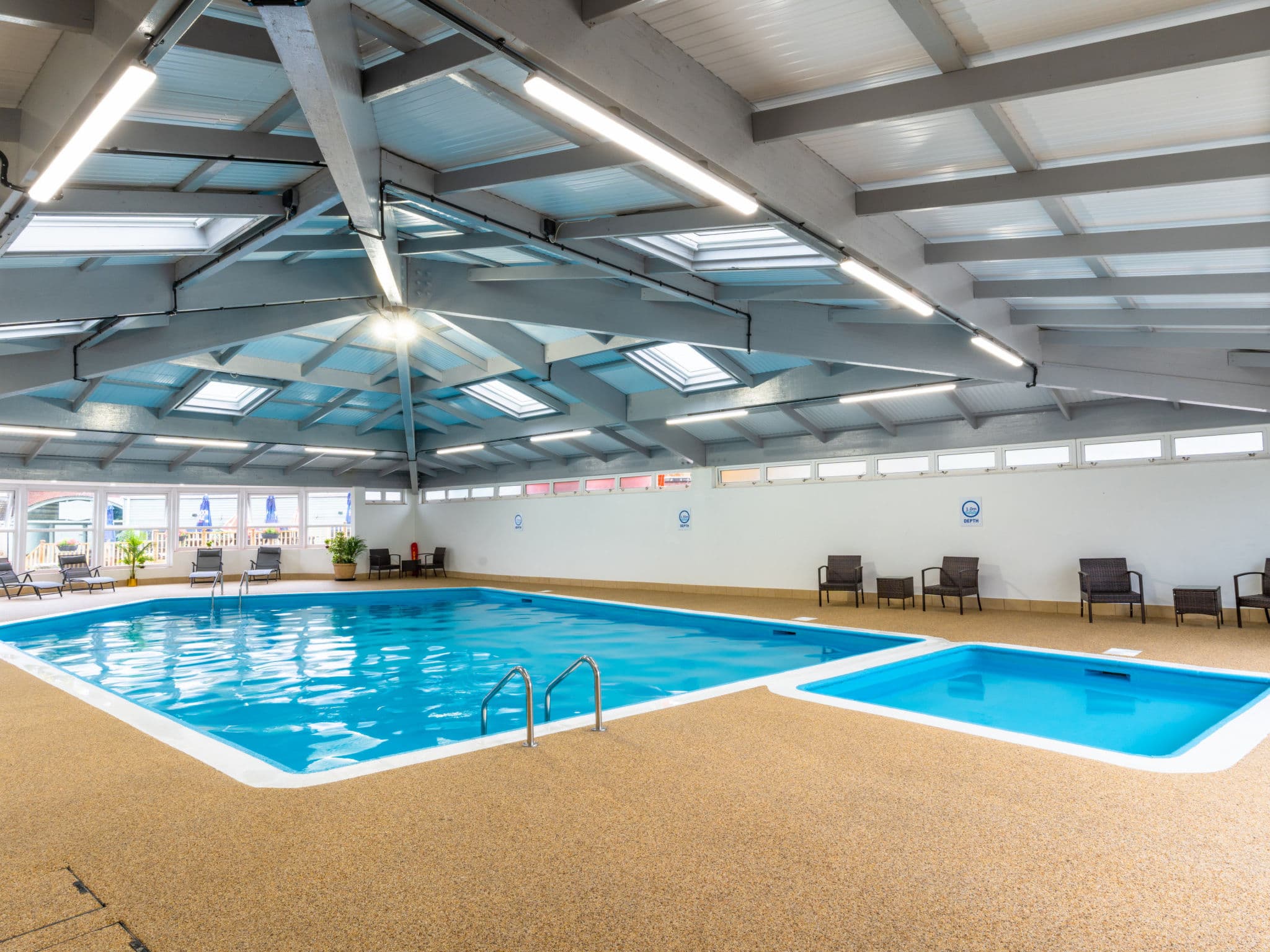 Pool Indoor