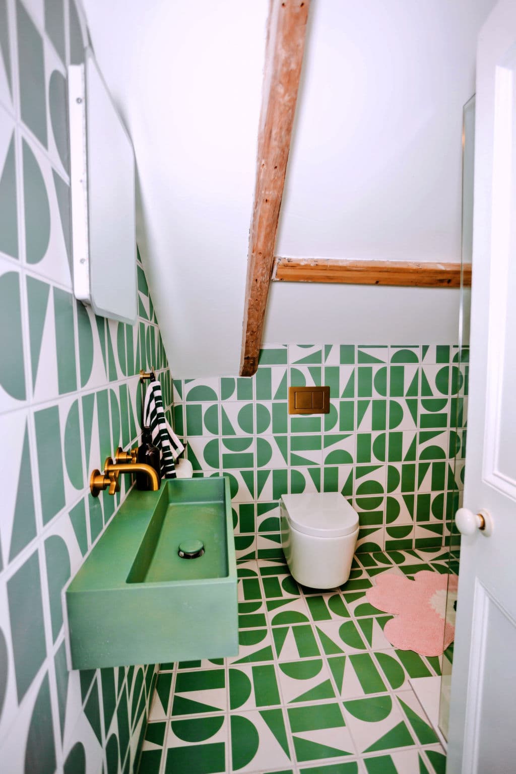 Bathroom / Wellness