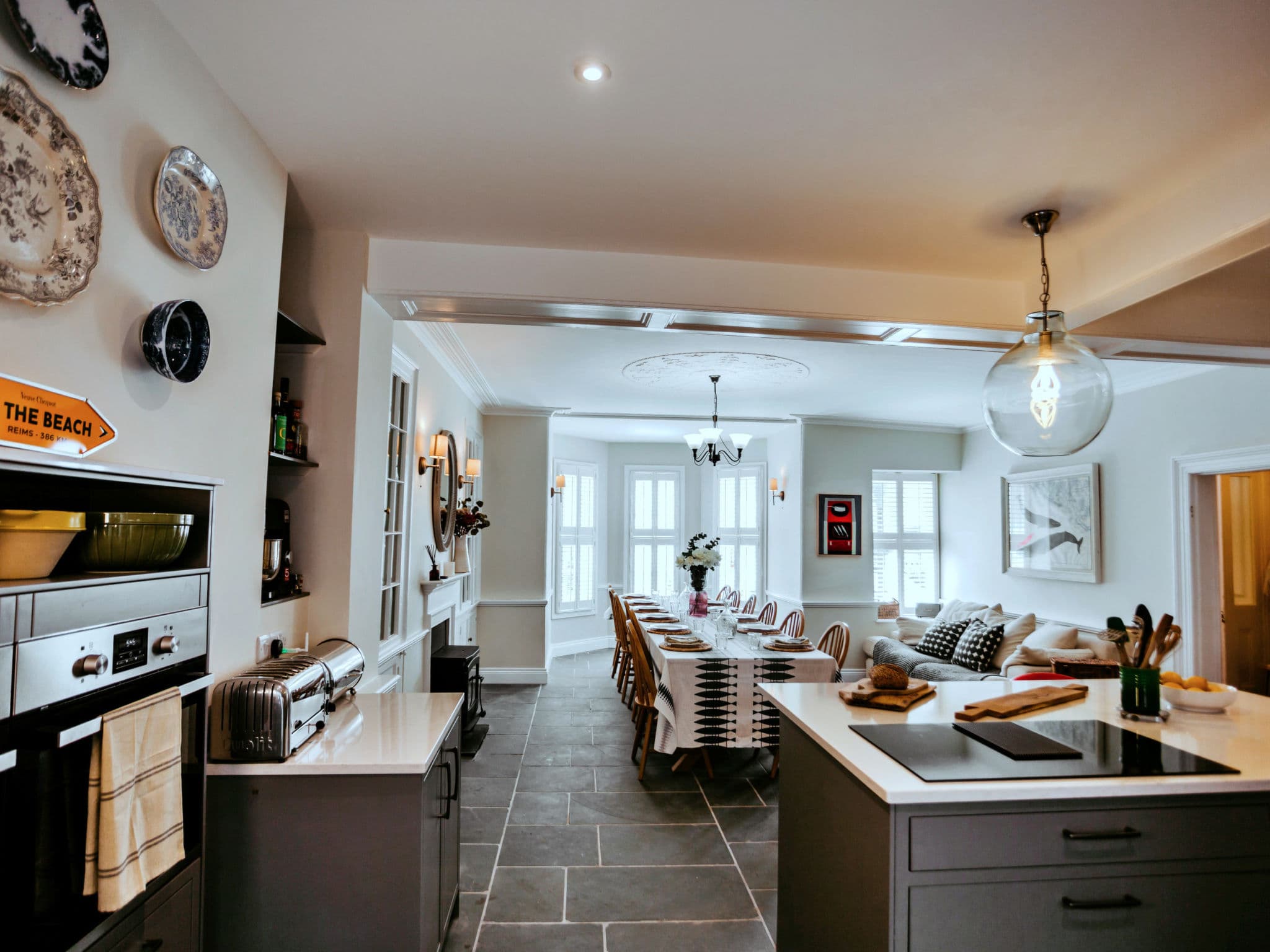 Kitchen / Dining Room
