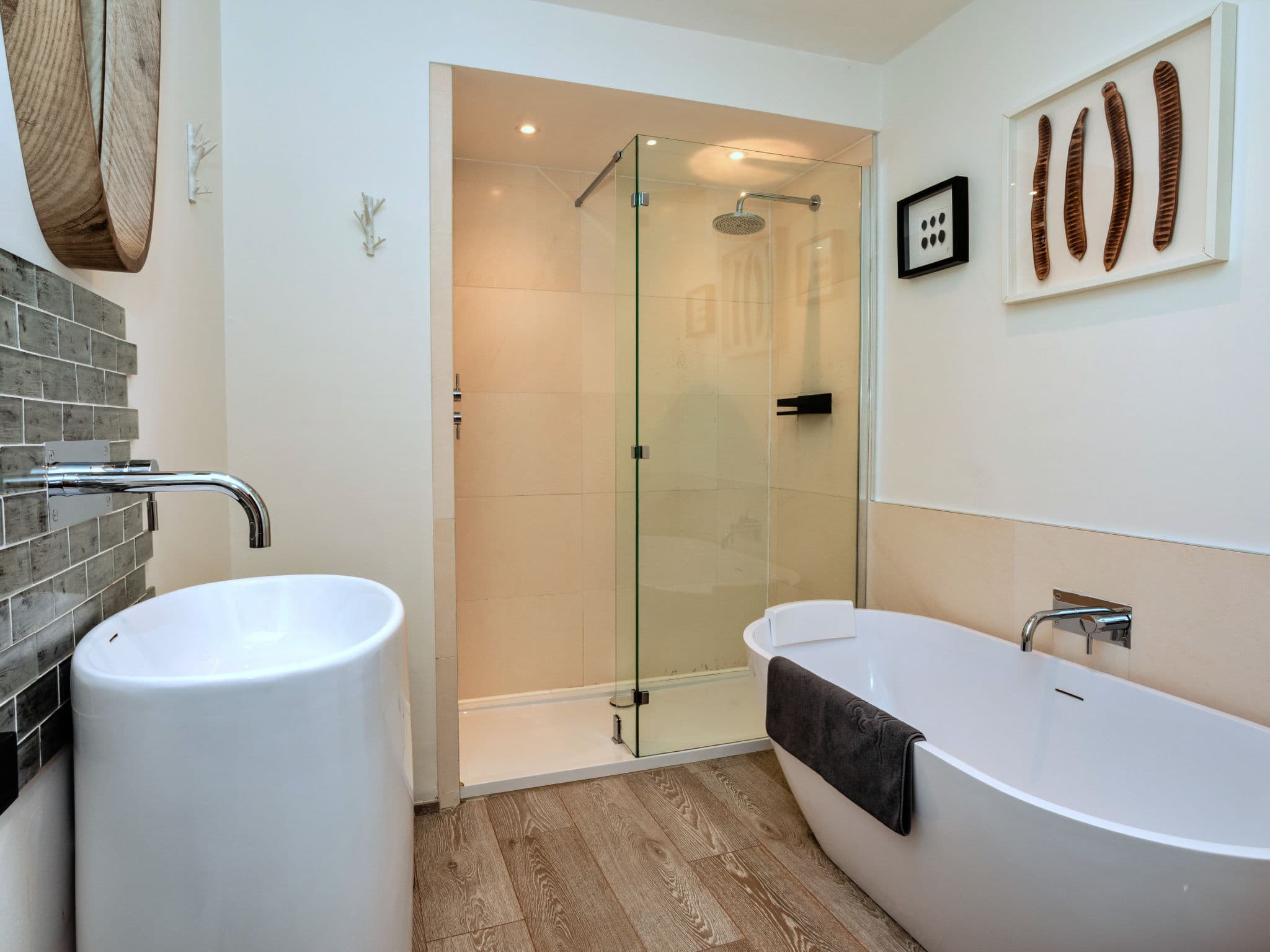 Bathroom / Wellness