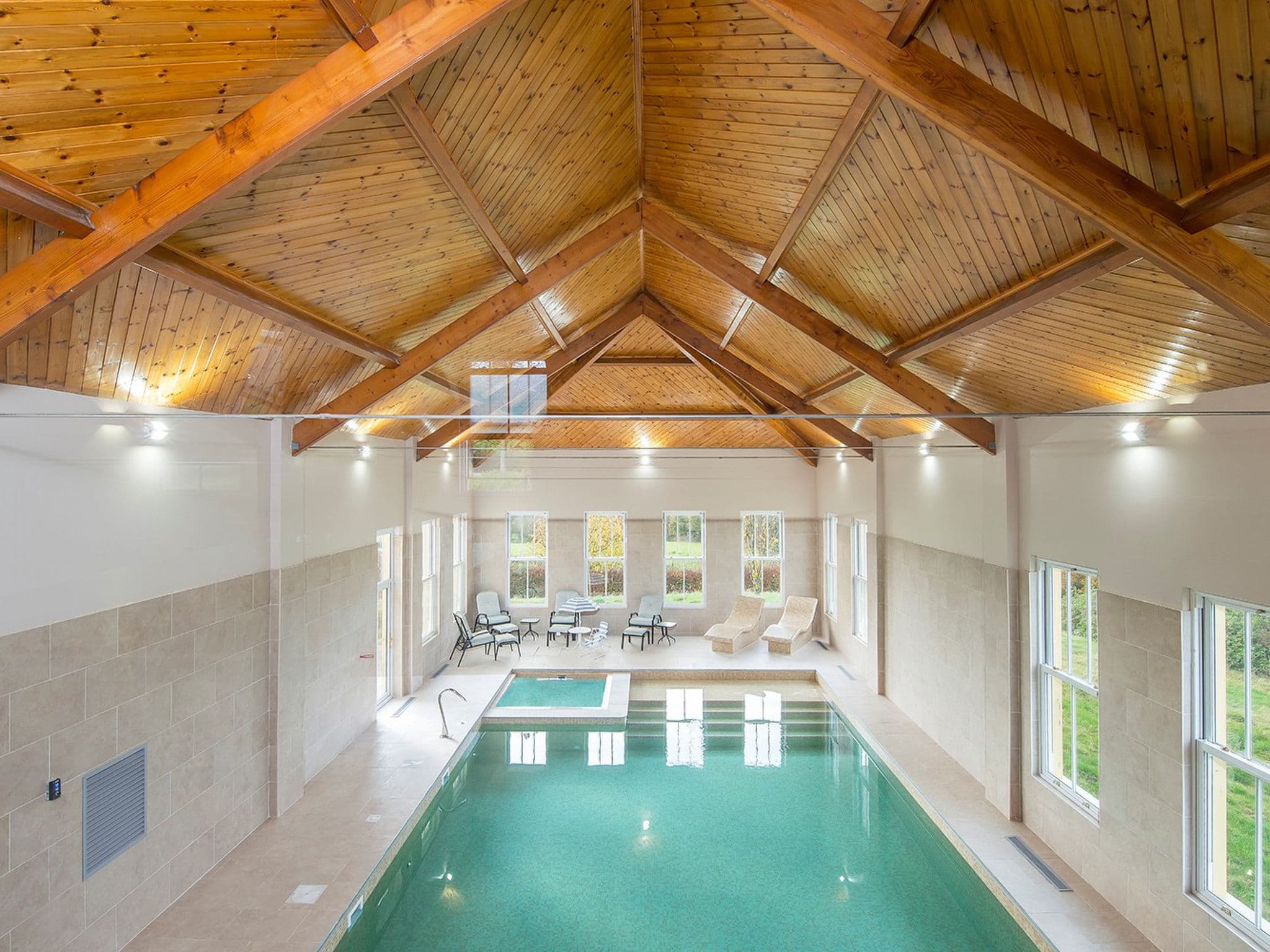 Pool Indoor