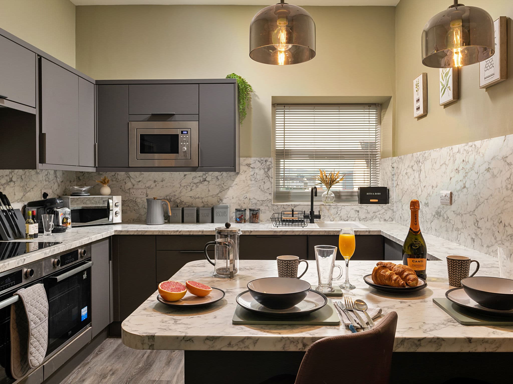Kitchen / Dining Room