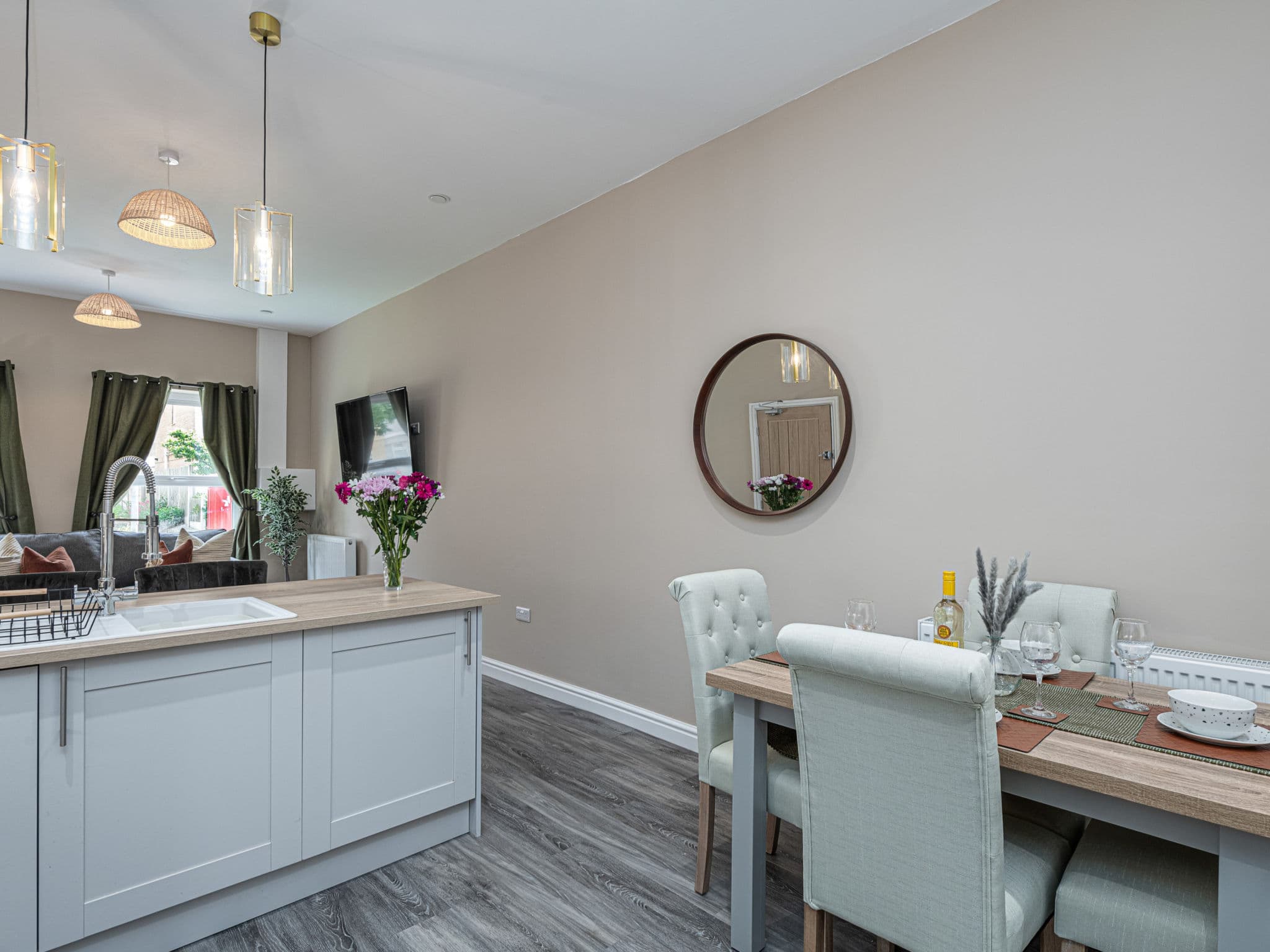 Kitchen / Dining Room
