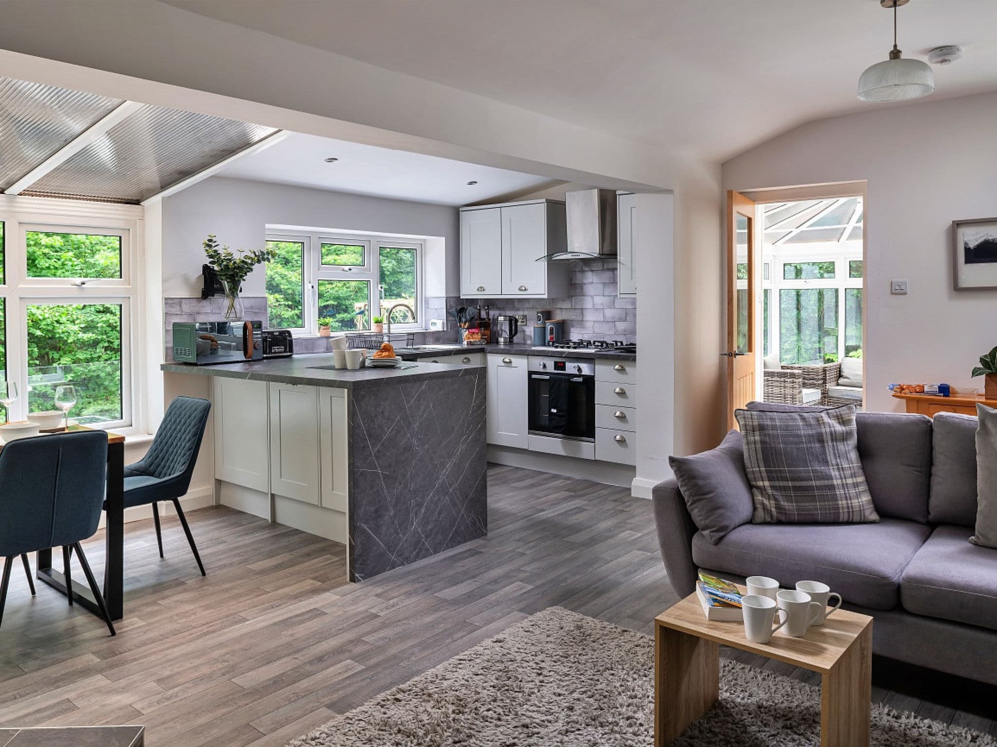 Kitchen / Dining Room