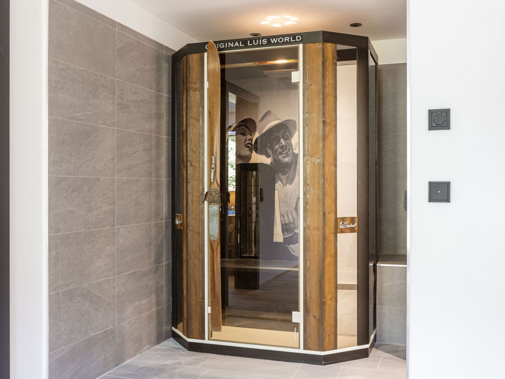 Bathroom / Wellness