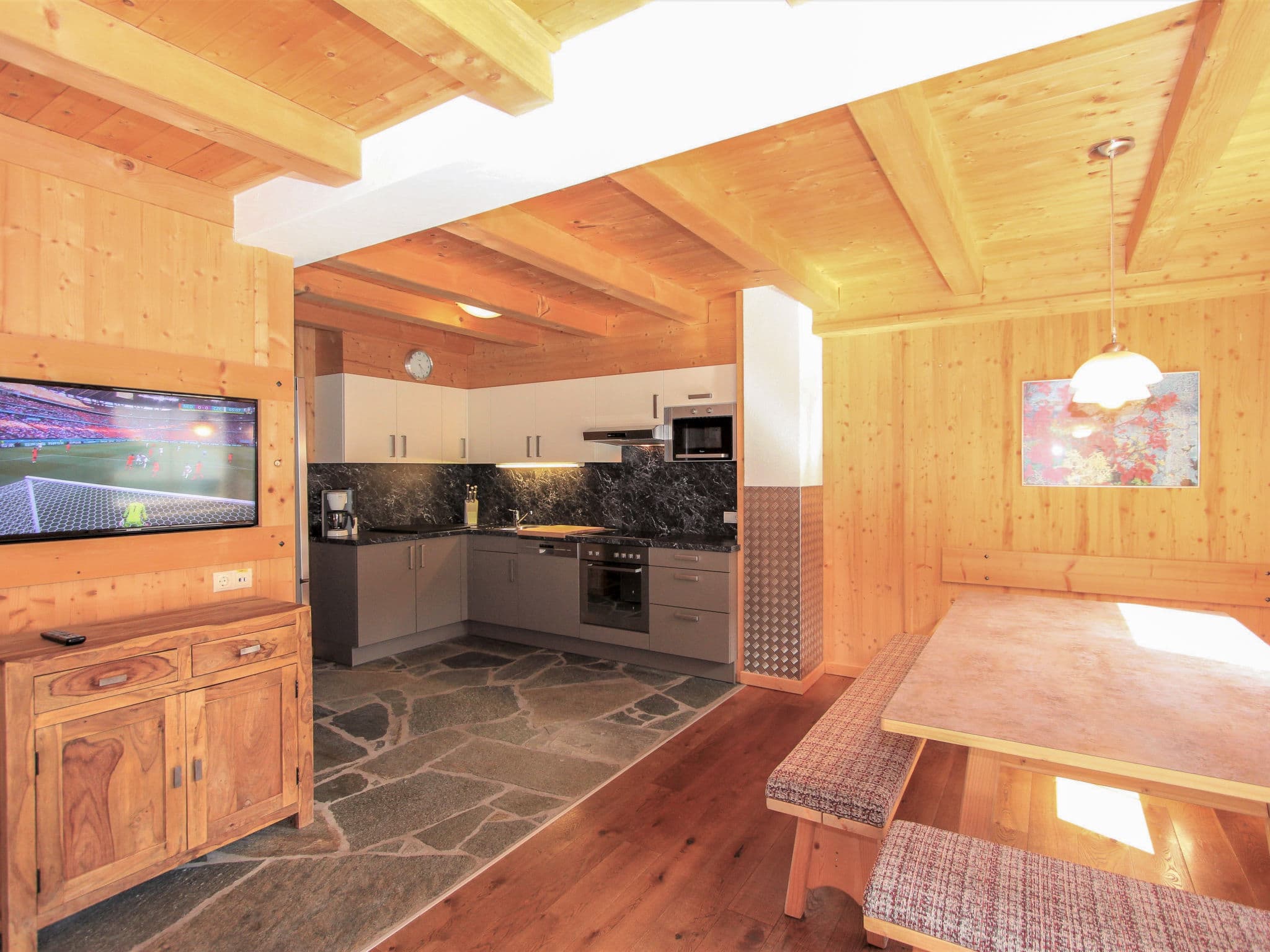 Kitchen / Dining Room