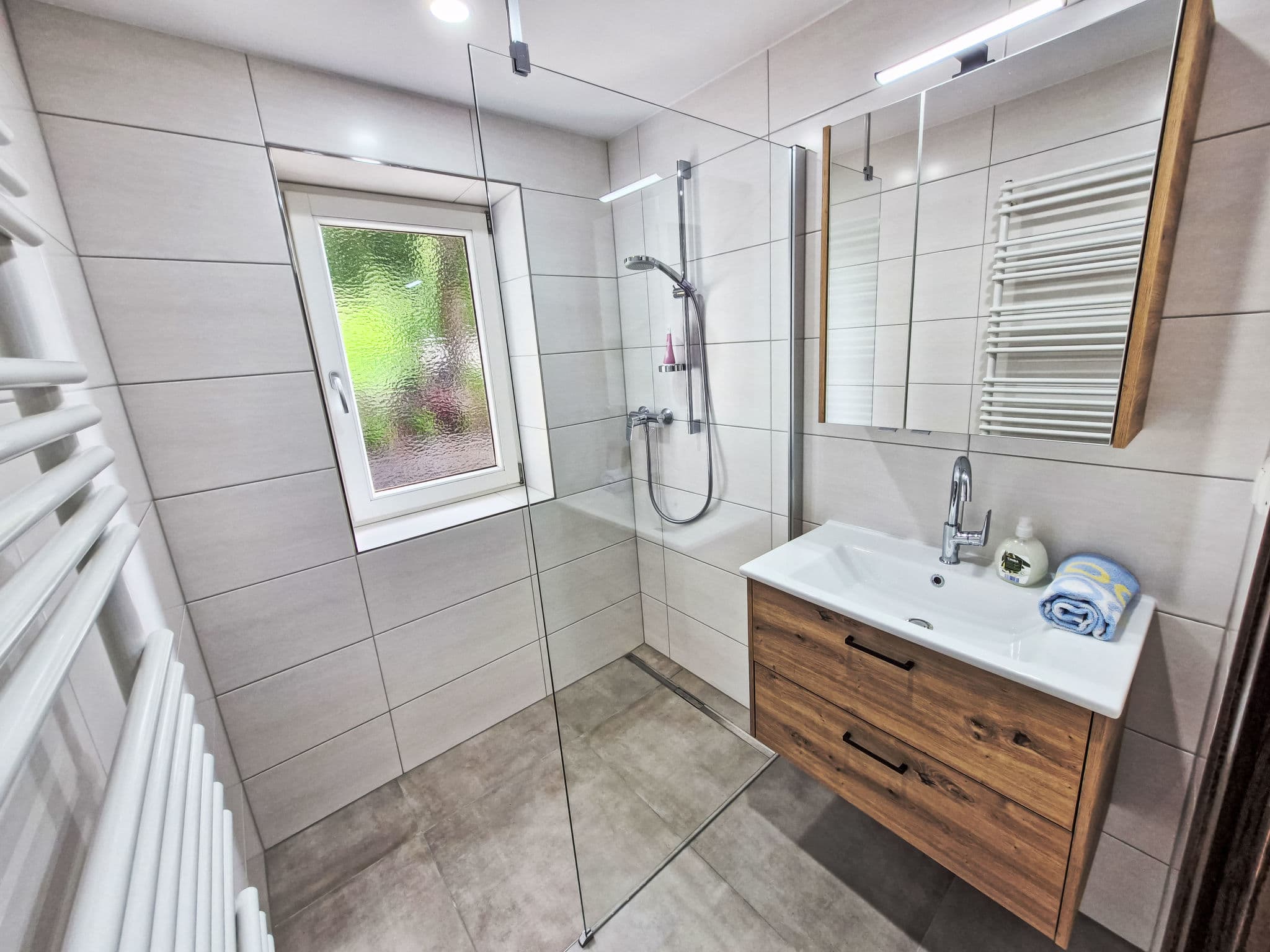 Bathroom / Wellness
