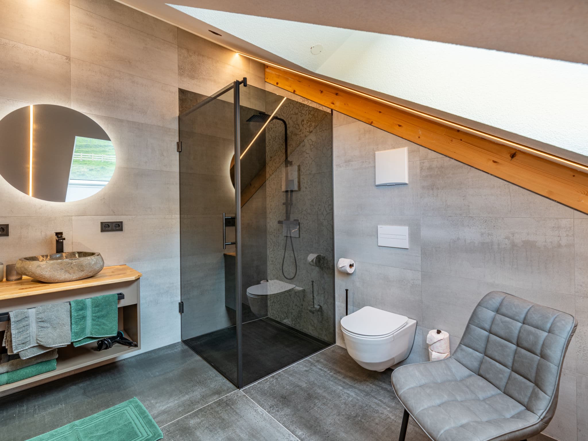 Bathroom / Wellness