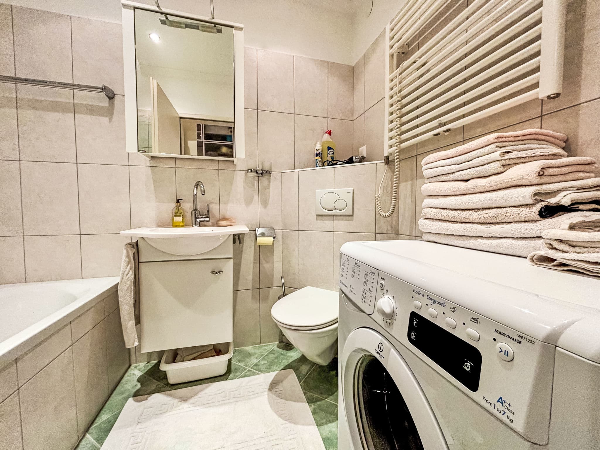 Bathroom / Wellness