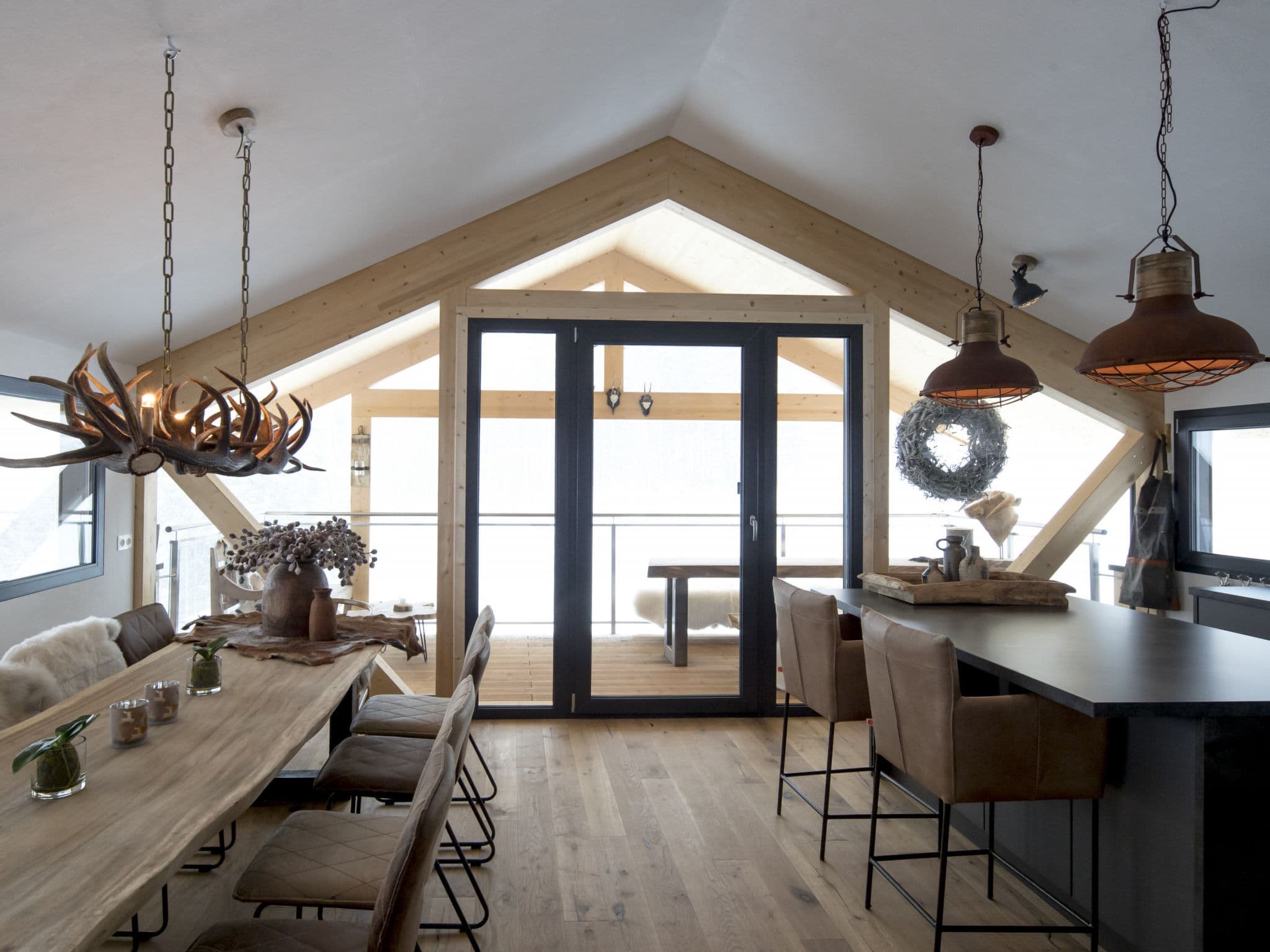 Kitchen / Dining Room