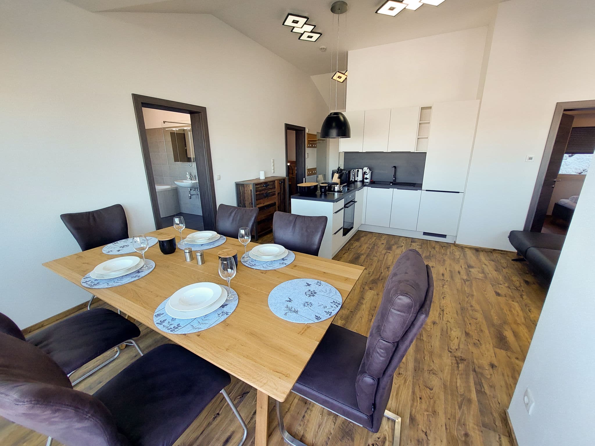 Kitchen / Dining Room