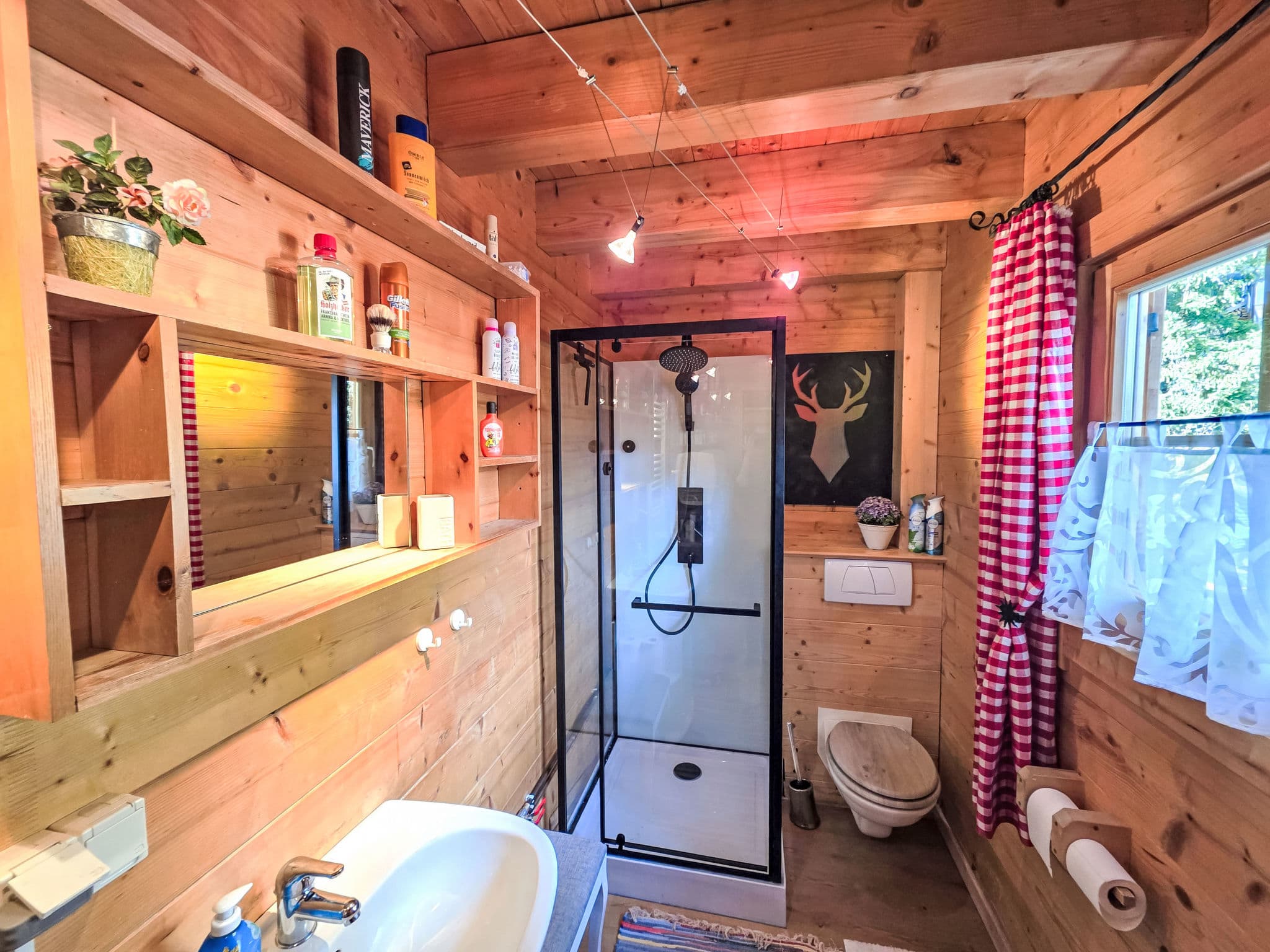 Bathroom / Wellness