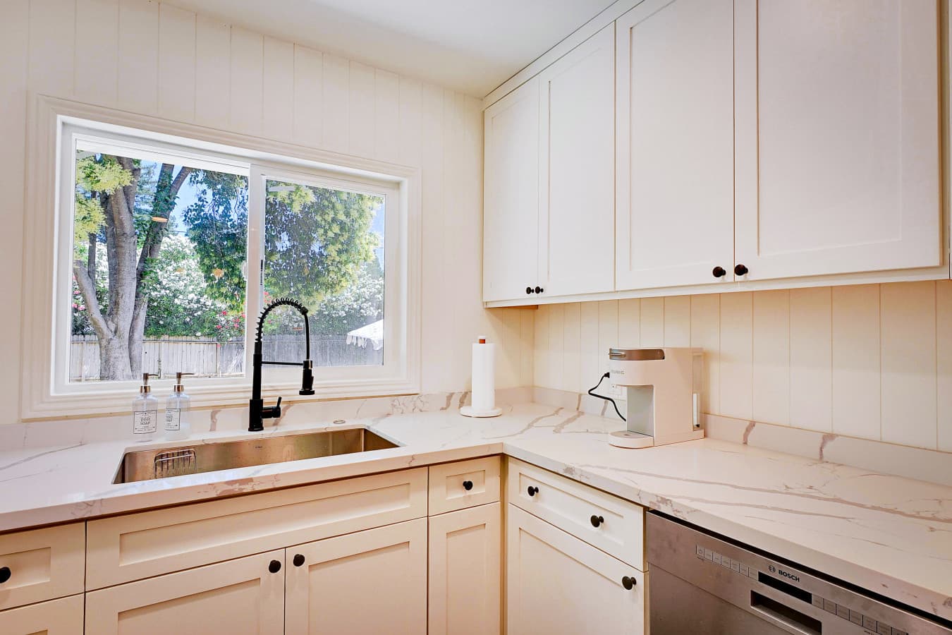 kitchen sink.png