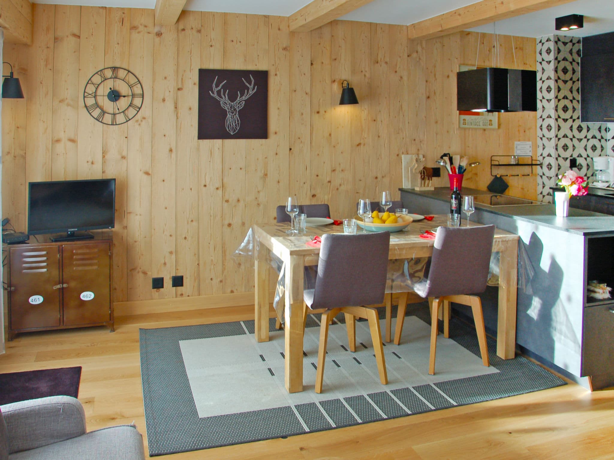Kitchen / Dining Room