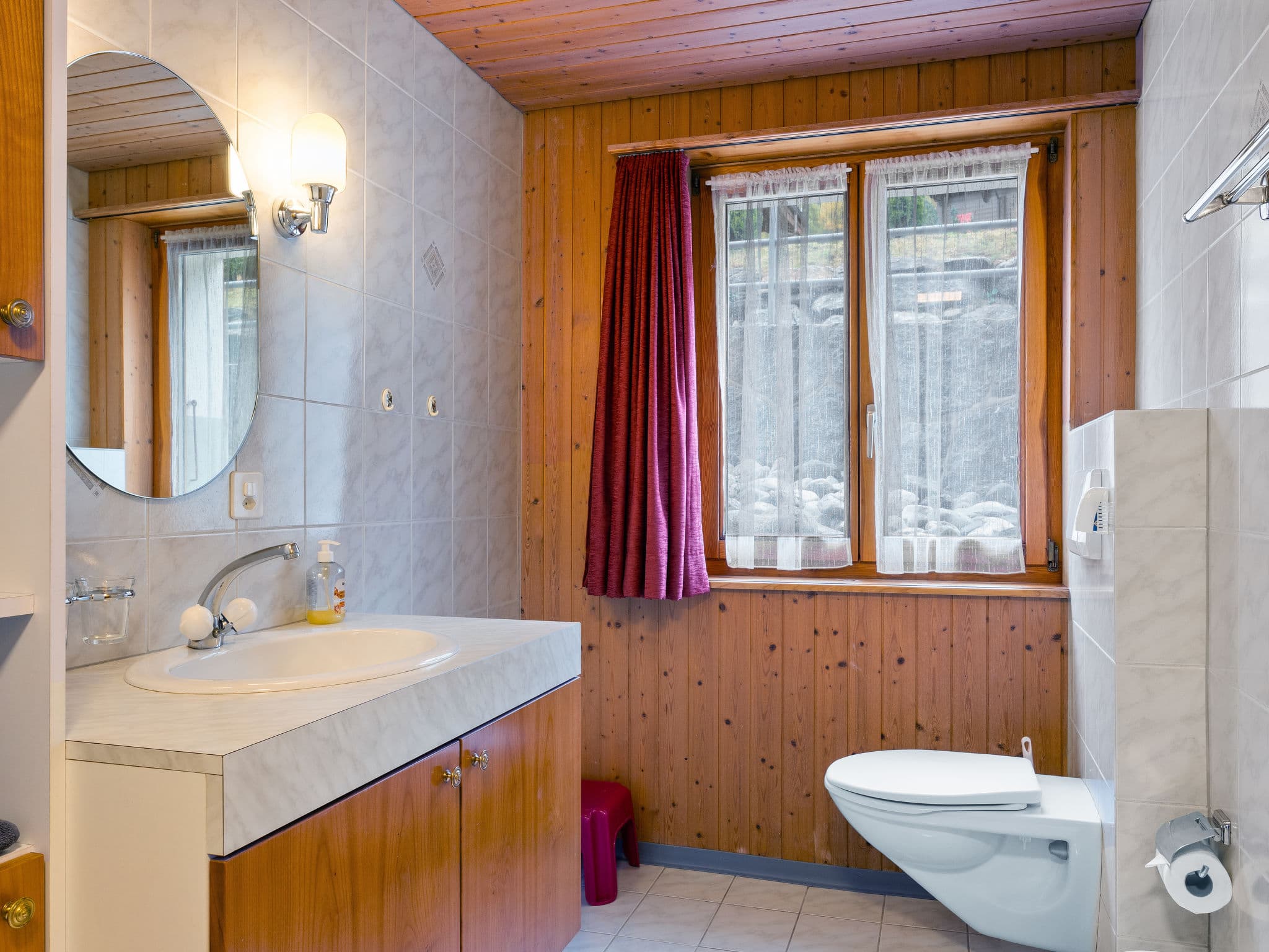 Bathroom / Wellness