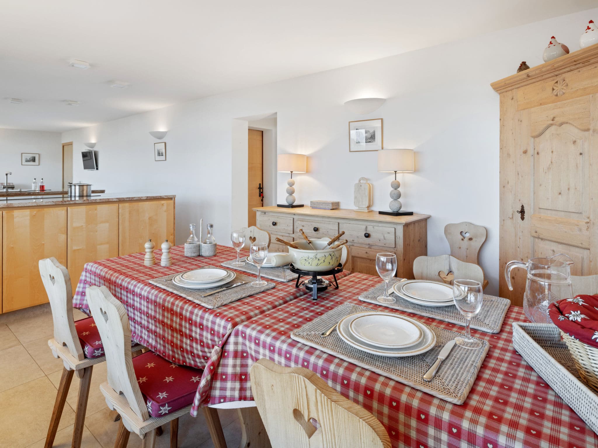 Kitchen / Dining Room