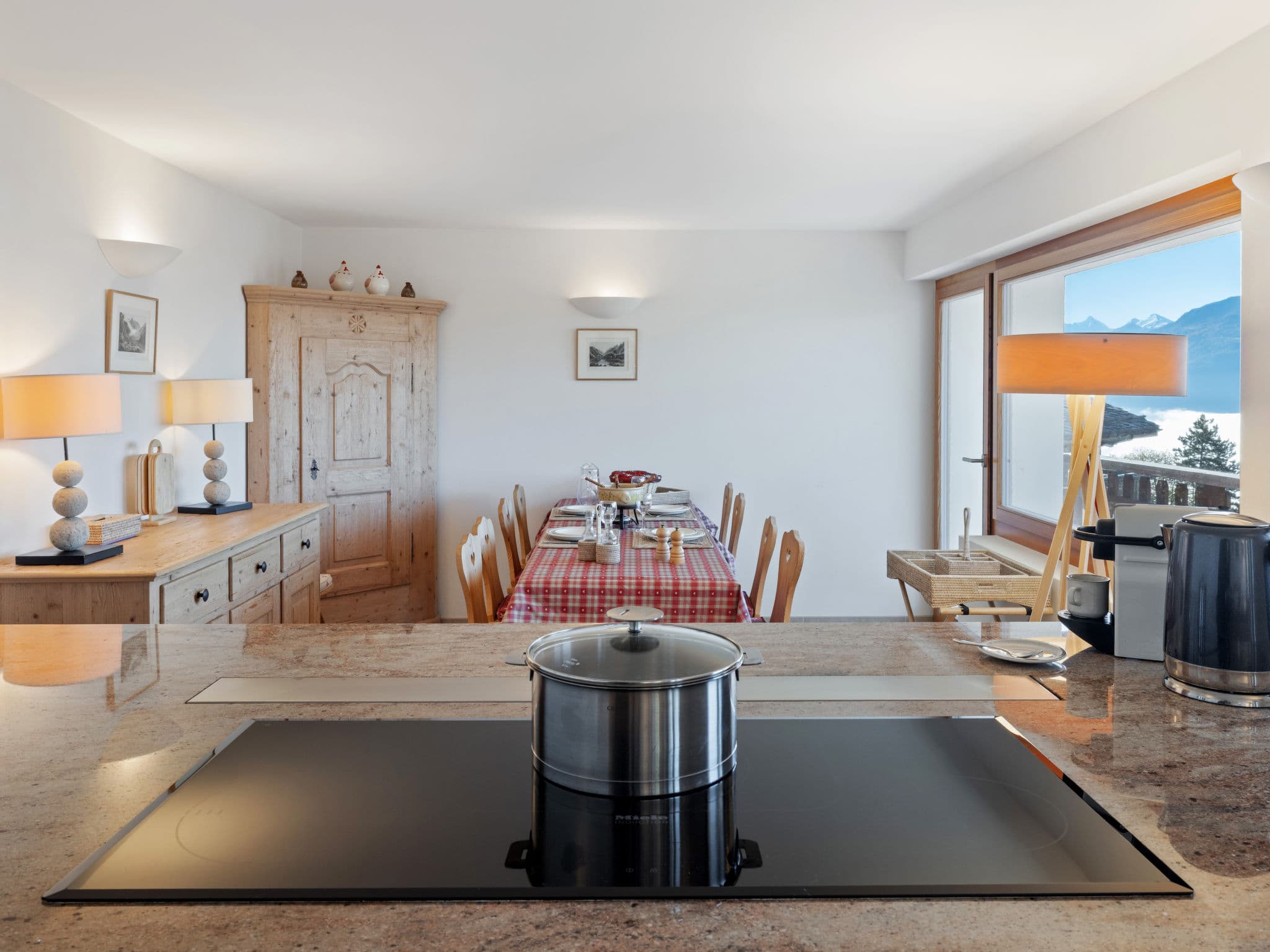 Kitchen / Dining Room