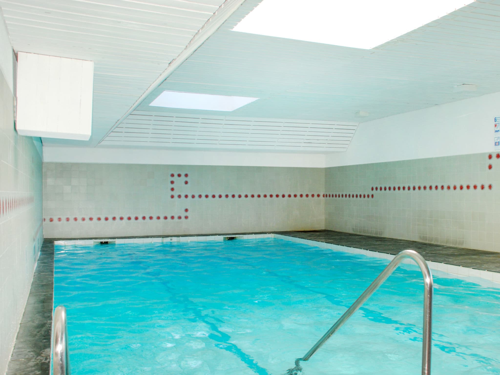 Pool Indoor