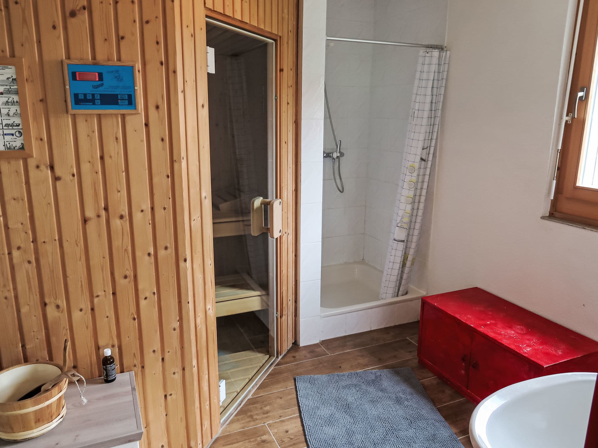 Bathroom / Wellness