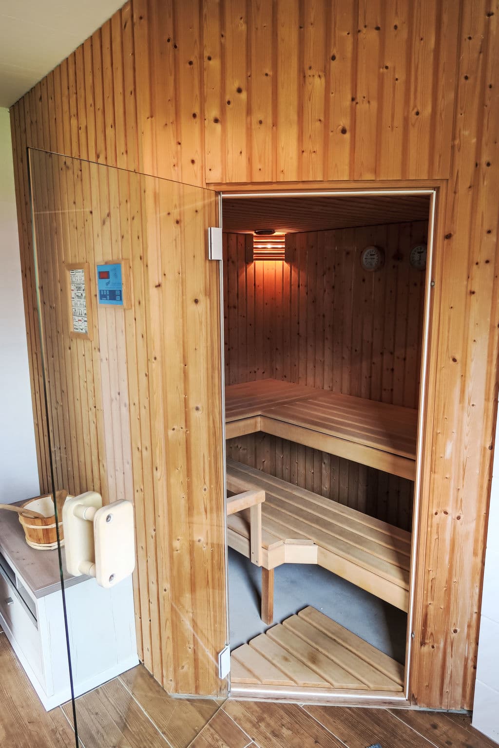 Bathroom / Wellness