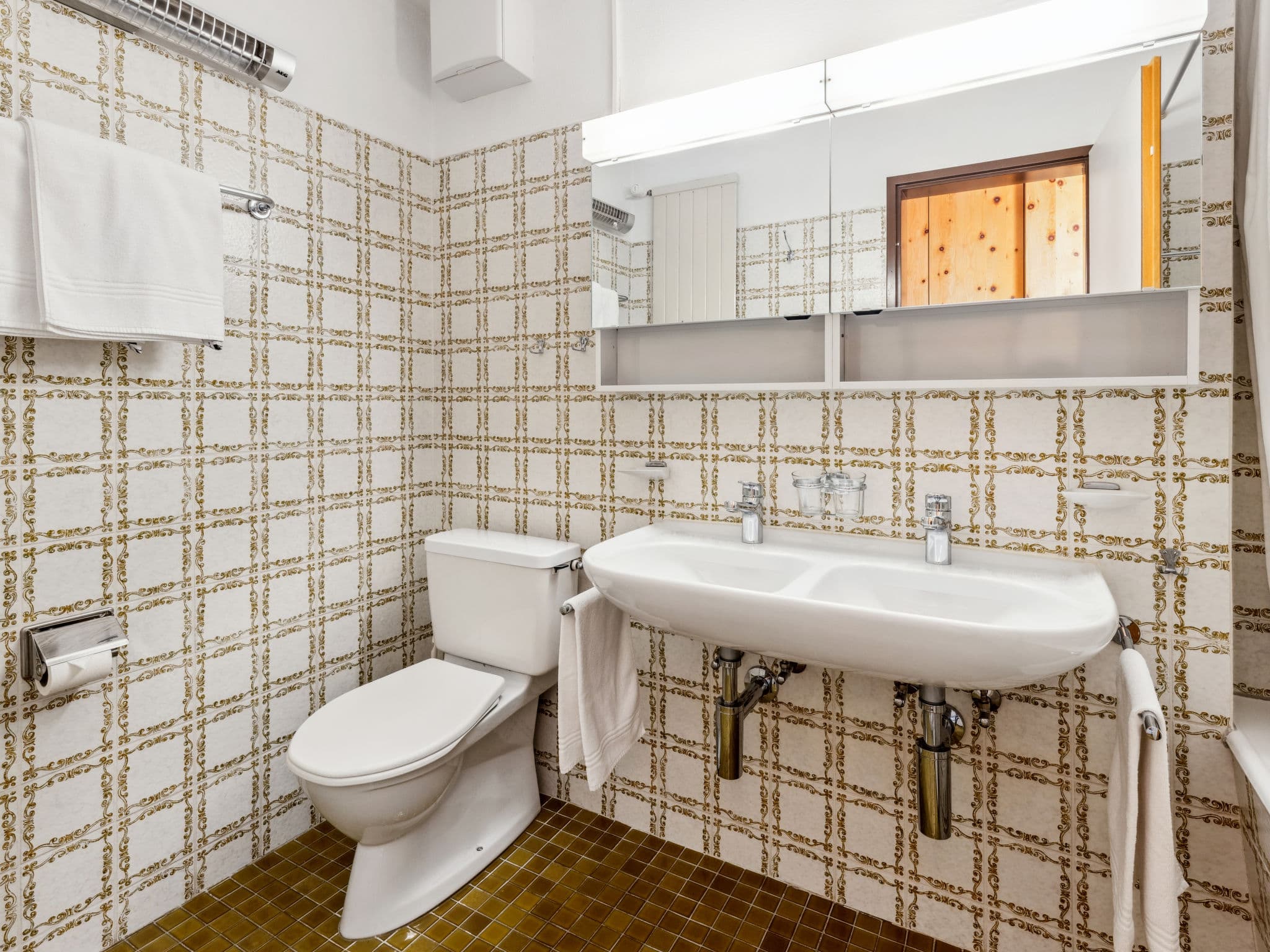 Bathroom / Wellness