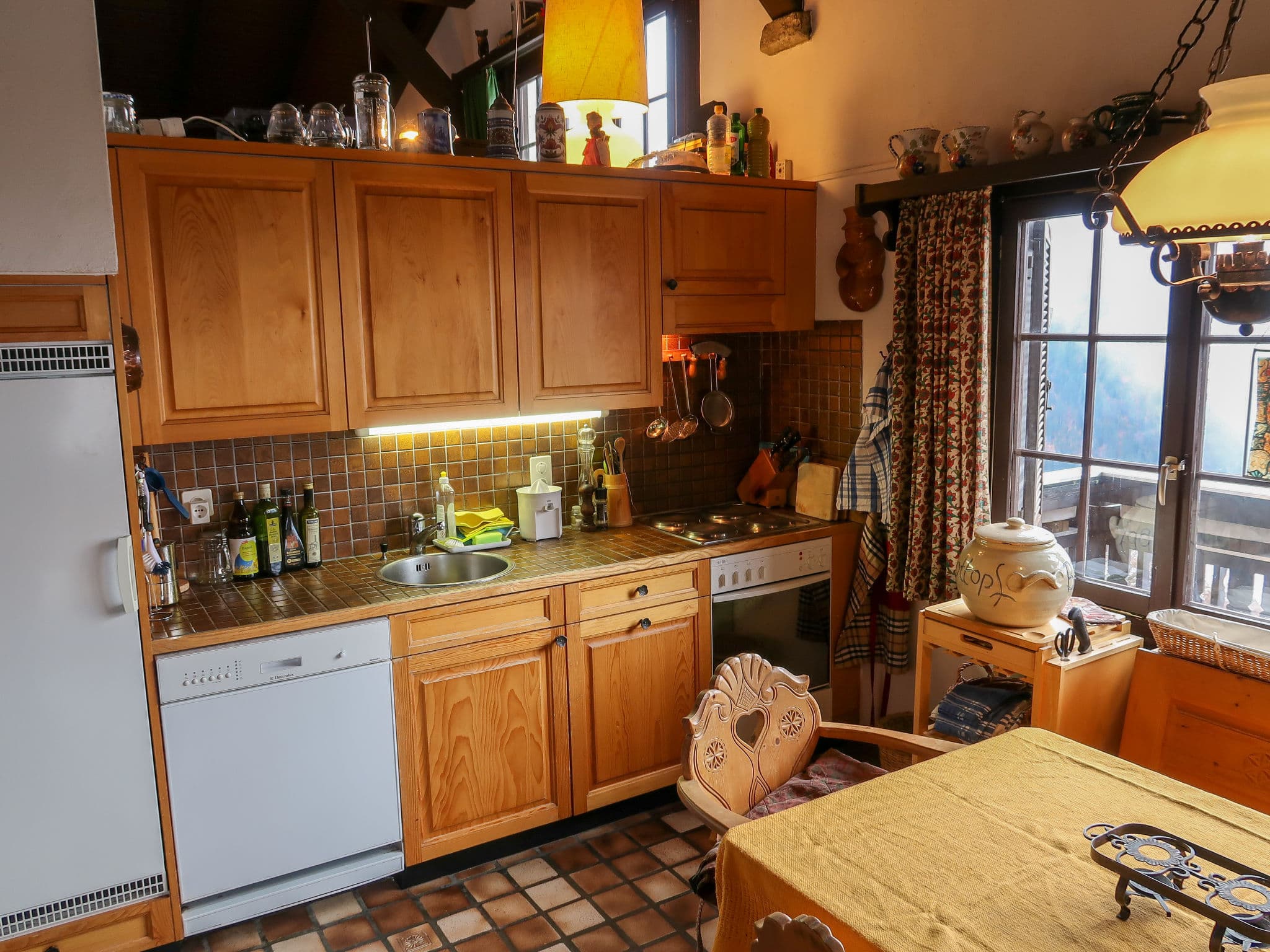 Kitchen / Dining Room