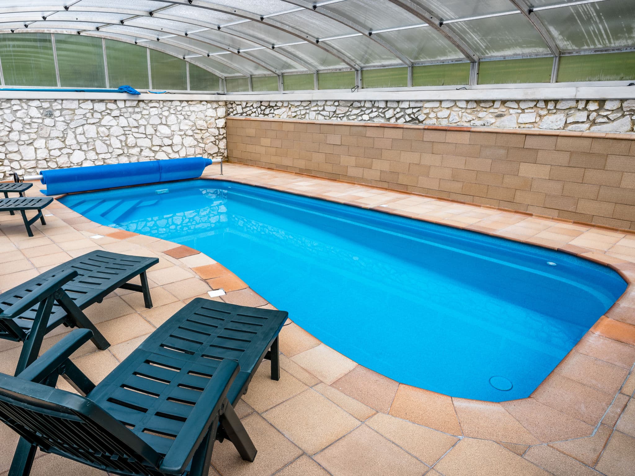 Pool Indoor