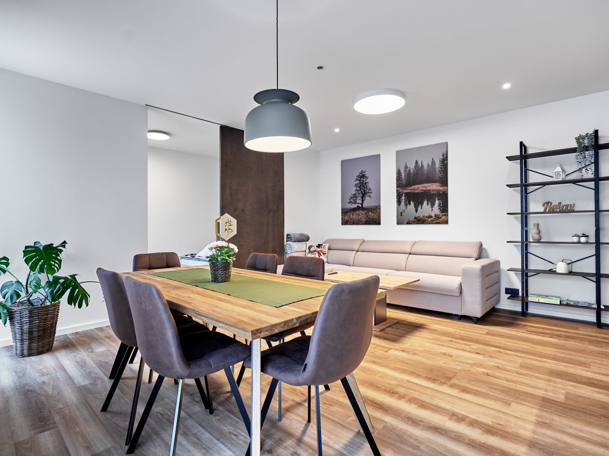 Kitchen / Dining Room