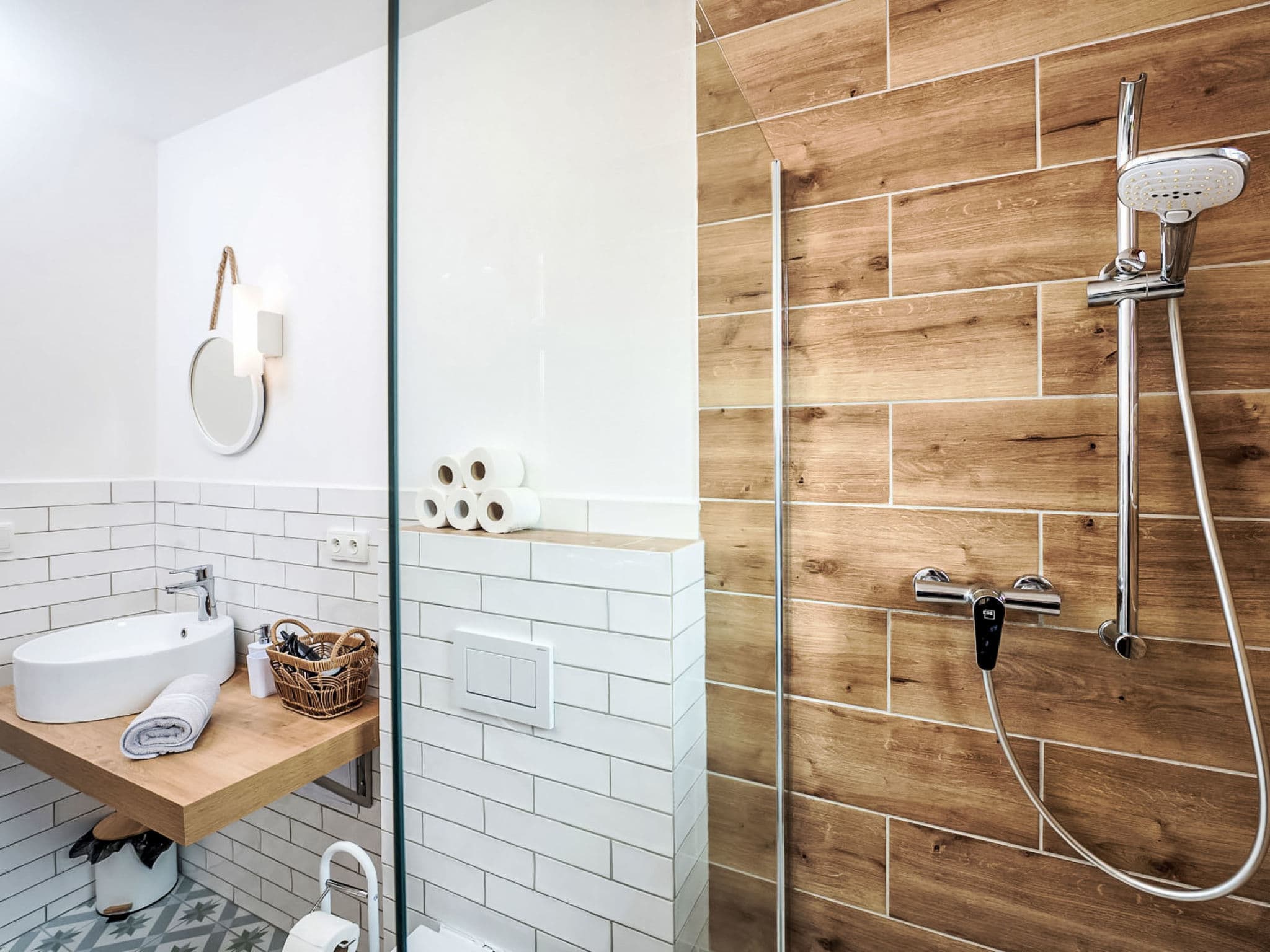 Bathroom / Wellness
