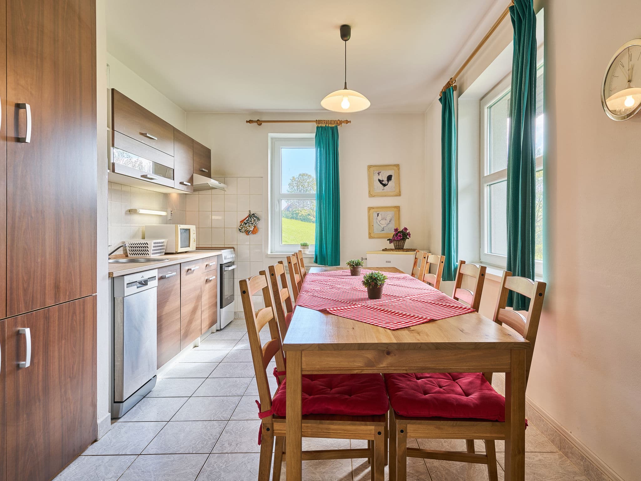 Kitchen / Dining Room