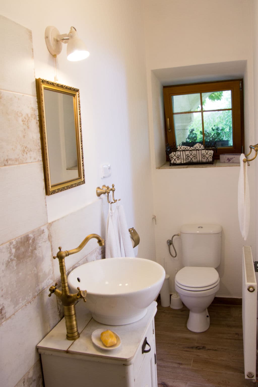 Bathroom / Wellness