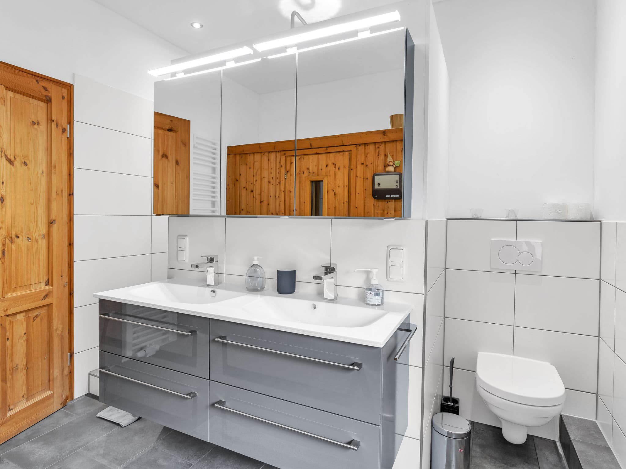 Bathroom / Wellness