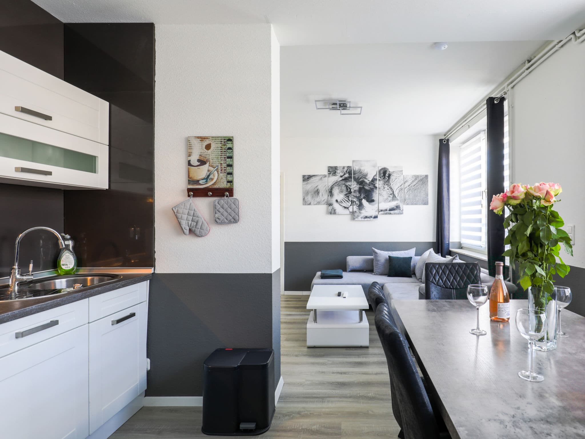 Kitchen / Dining Room