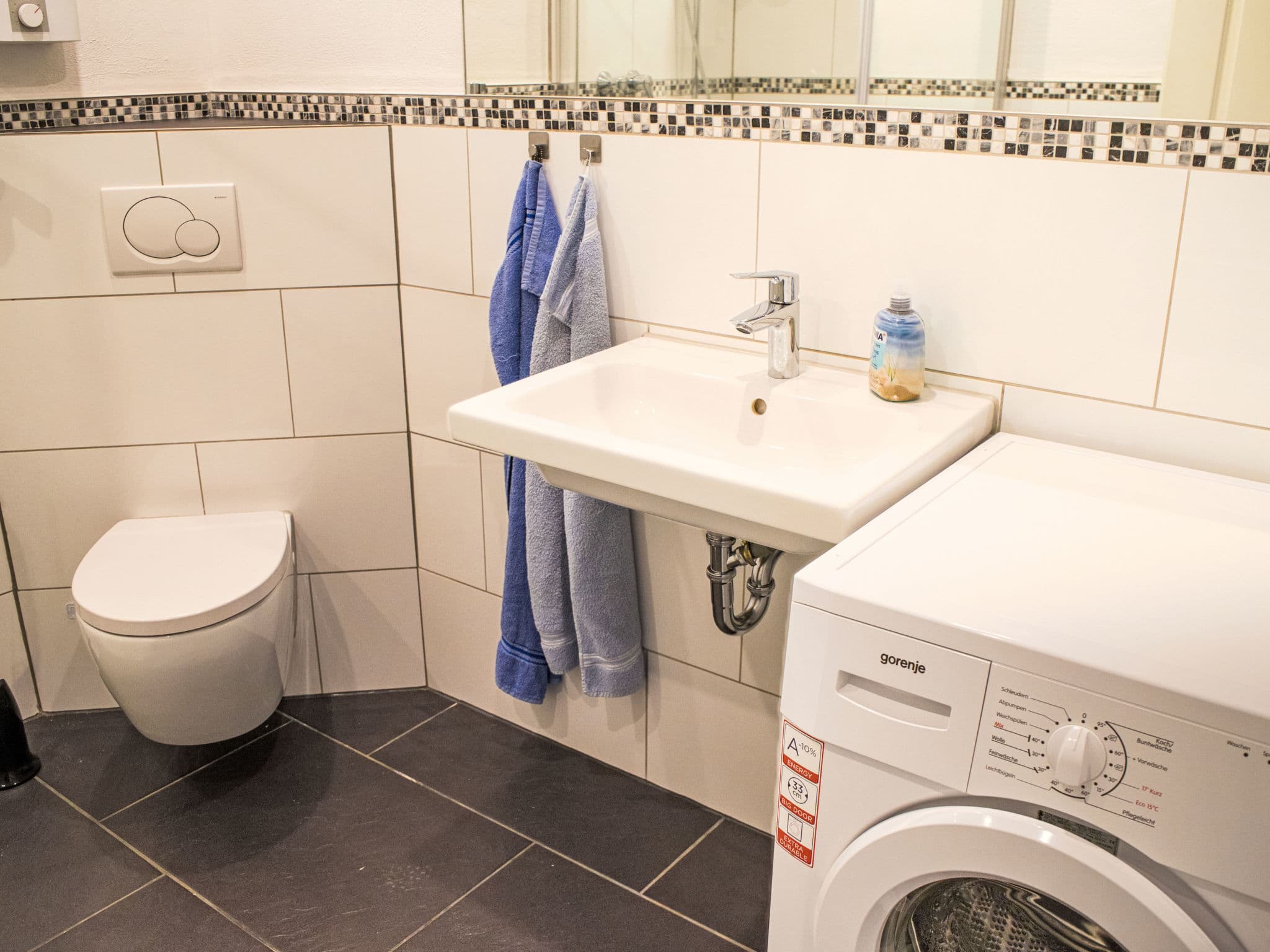 Bathroom / Wellness