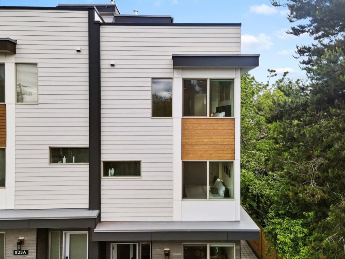 03-823 NE 70th St, Seattle, WA 98115 (5)