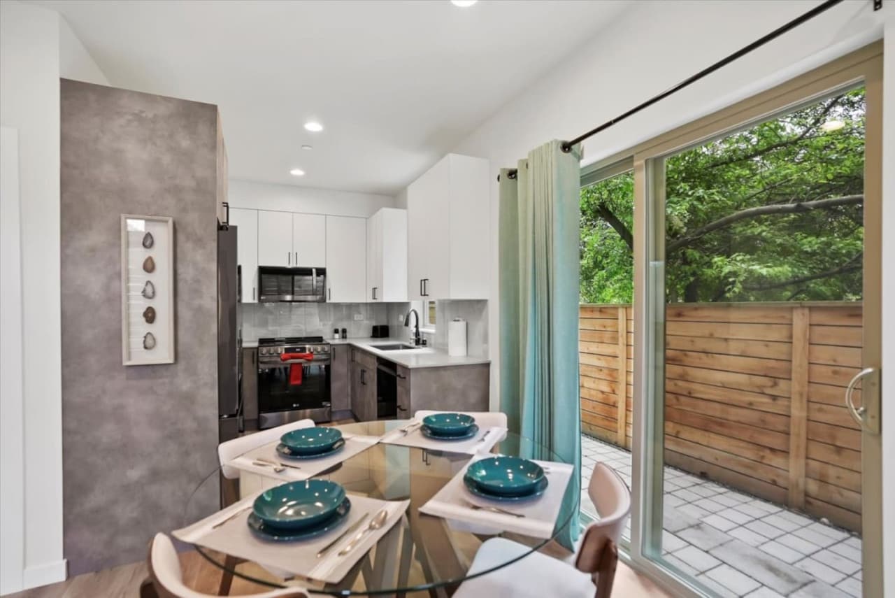 29-823 NE 70th St, Seattle, WA 98115 (22)