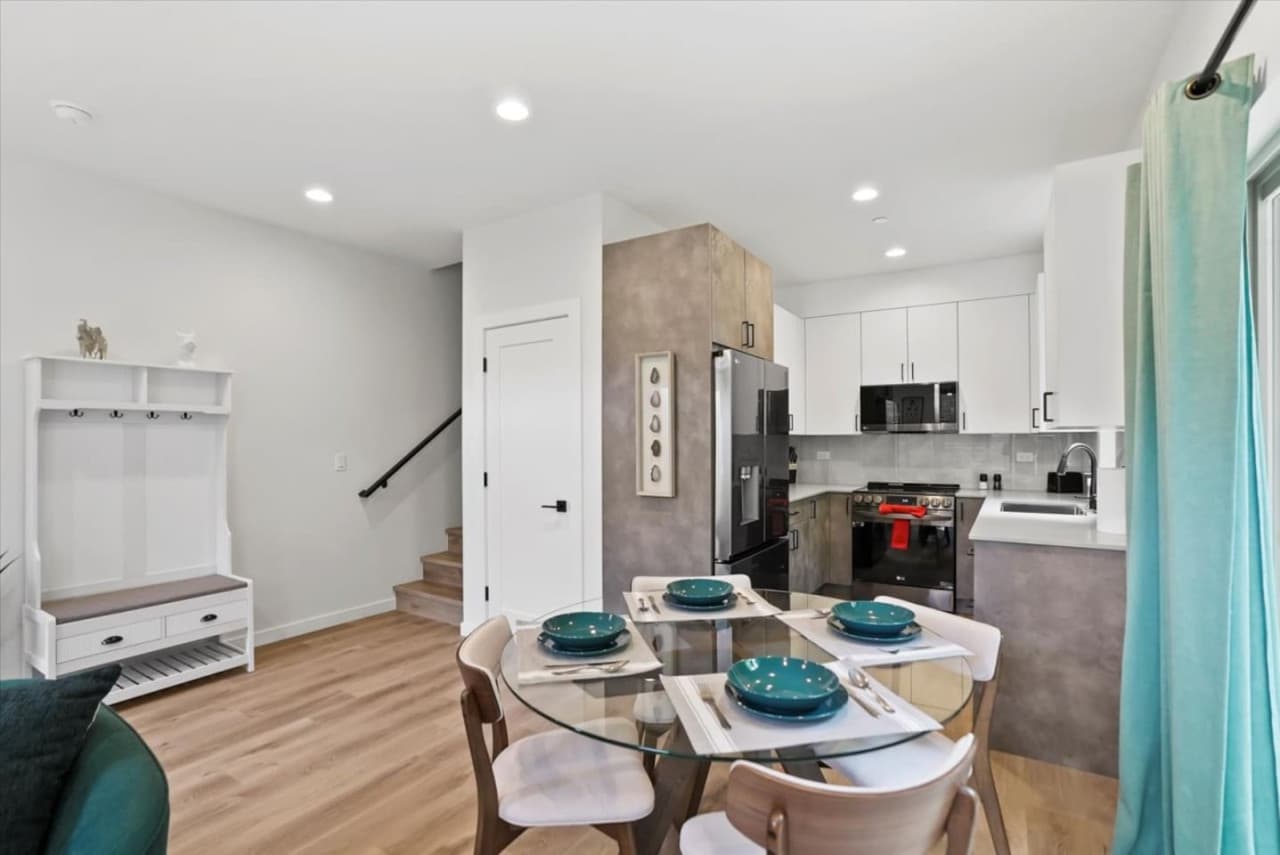 28-823 NE 70th St, Seattle, WA 98115 (31)