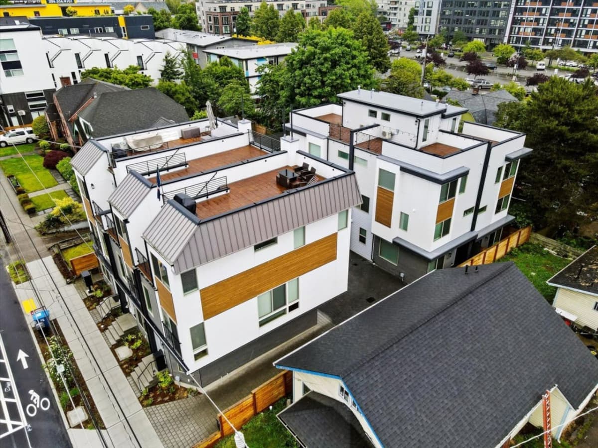 08-823 NE 70th St, Seattle, WA 98115 (12)