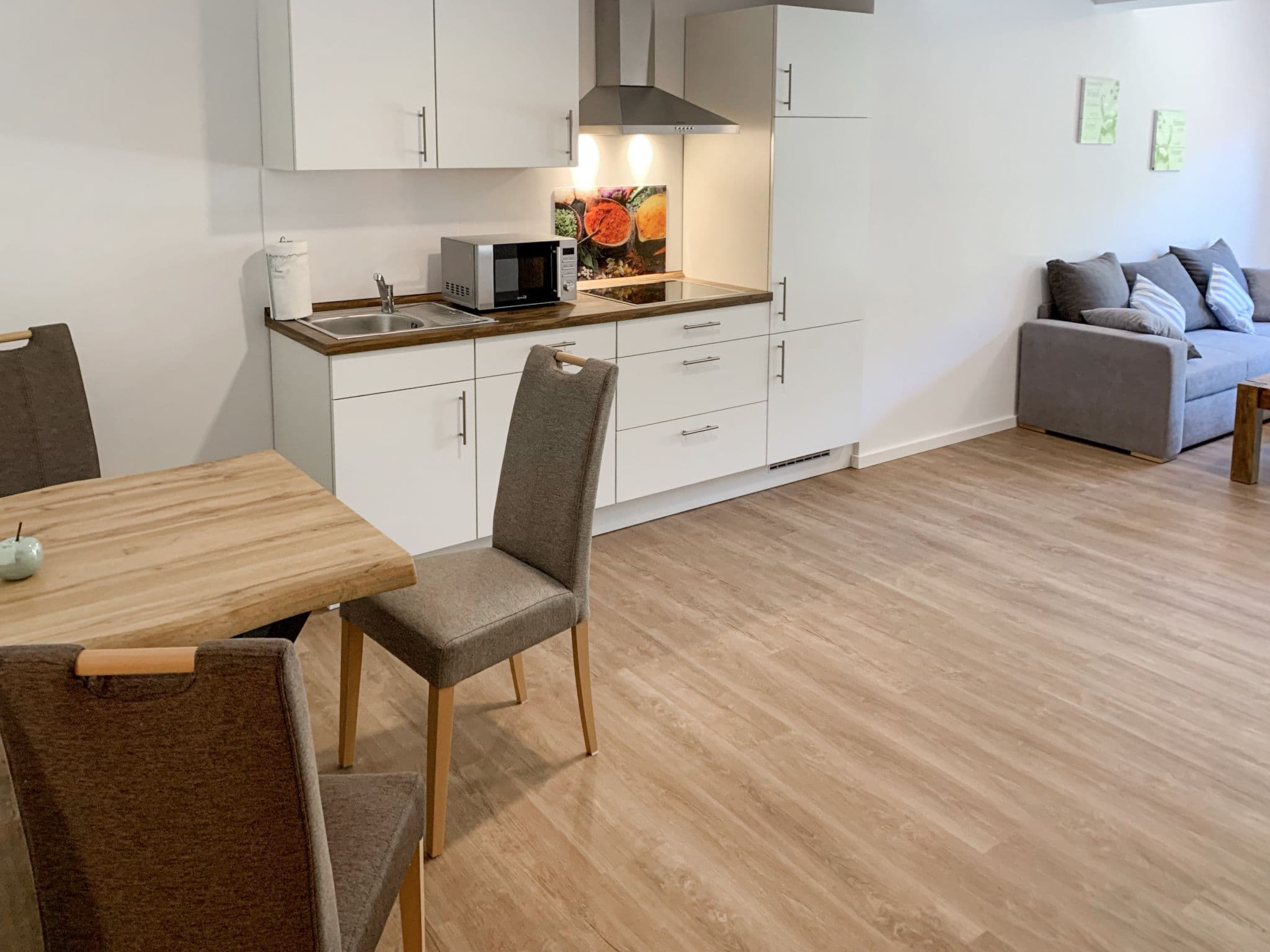 Kitchen / Dining Room