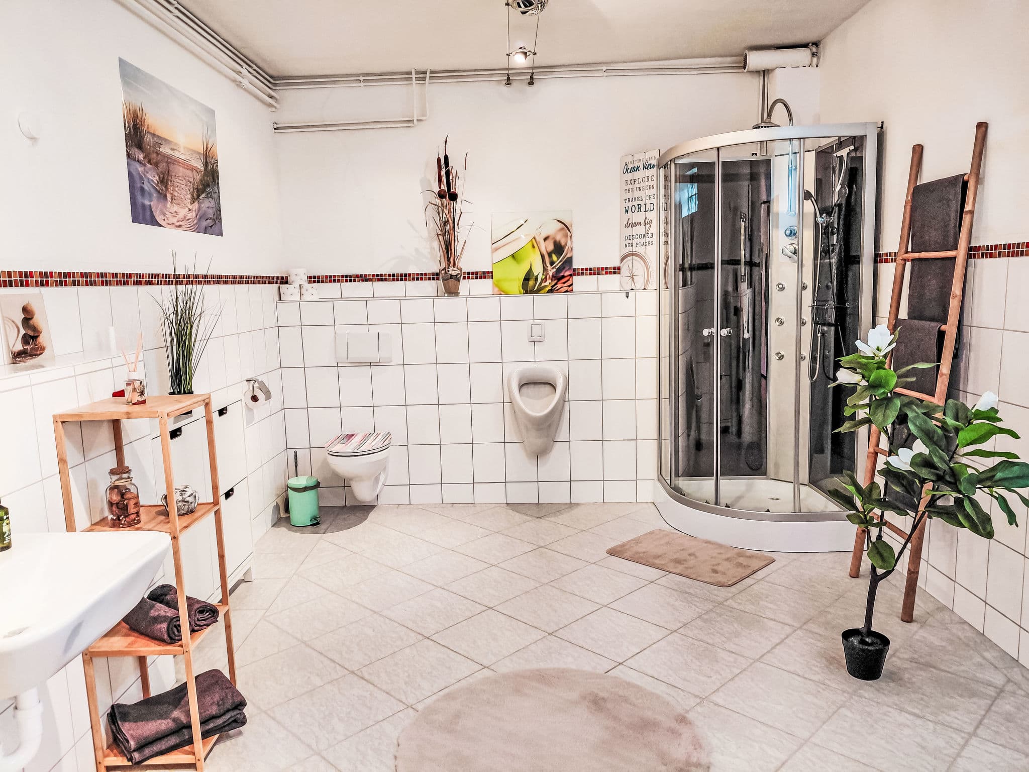 Bathroom / Wellness