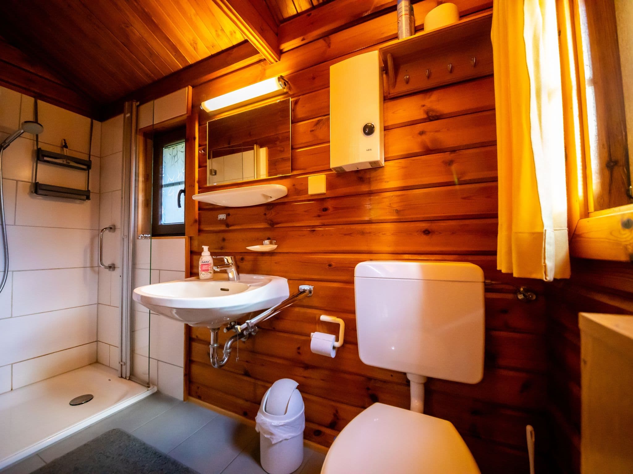 Bathroom / Wellness