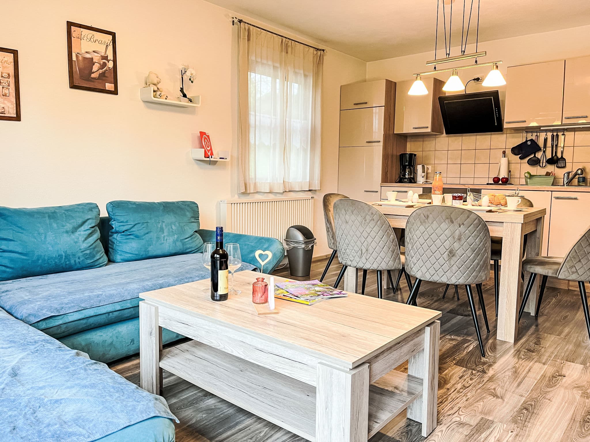 Kitchen / Dining Room