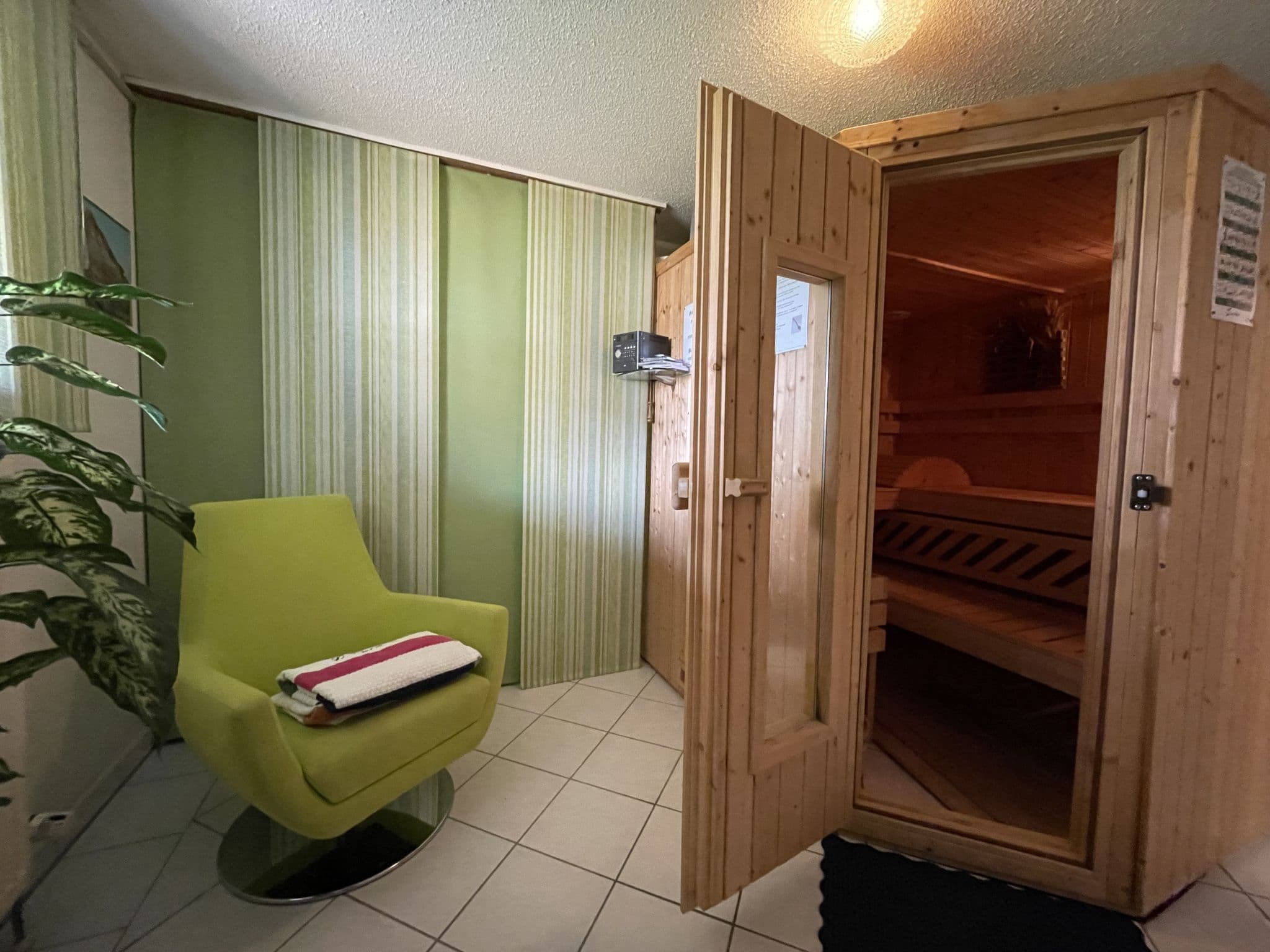 Bathroom / Wellness