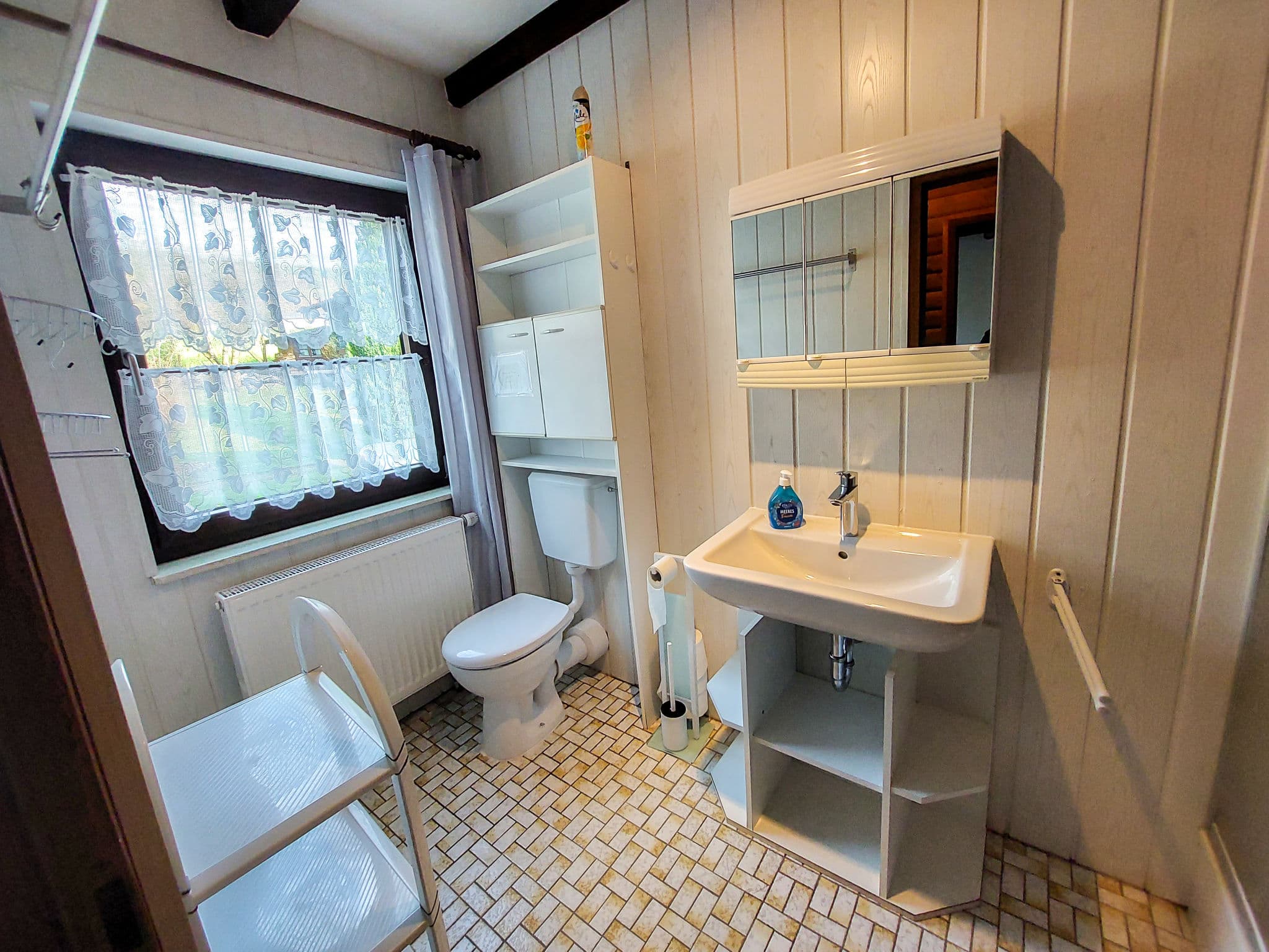 Bathroom / Wellness