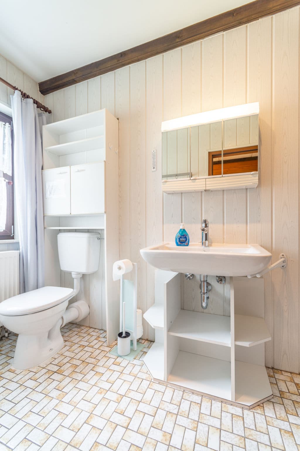Bathroom / Wellness