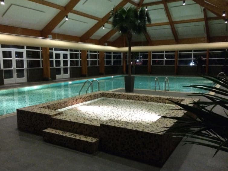 Pool Indoor